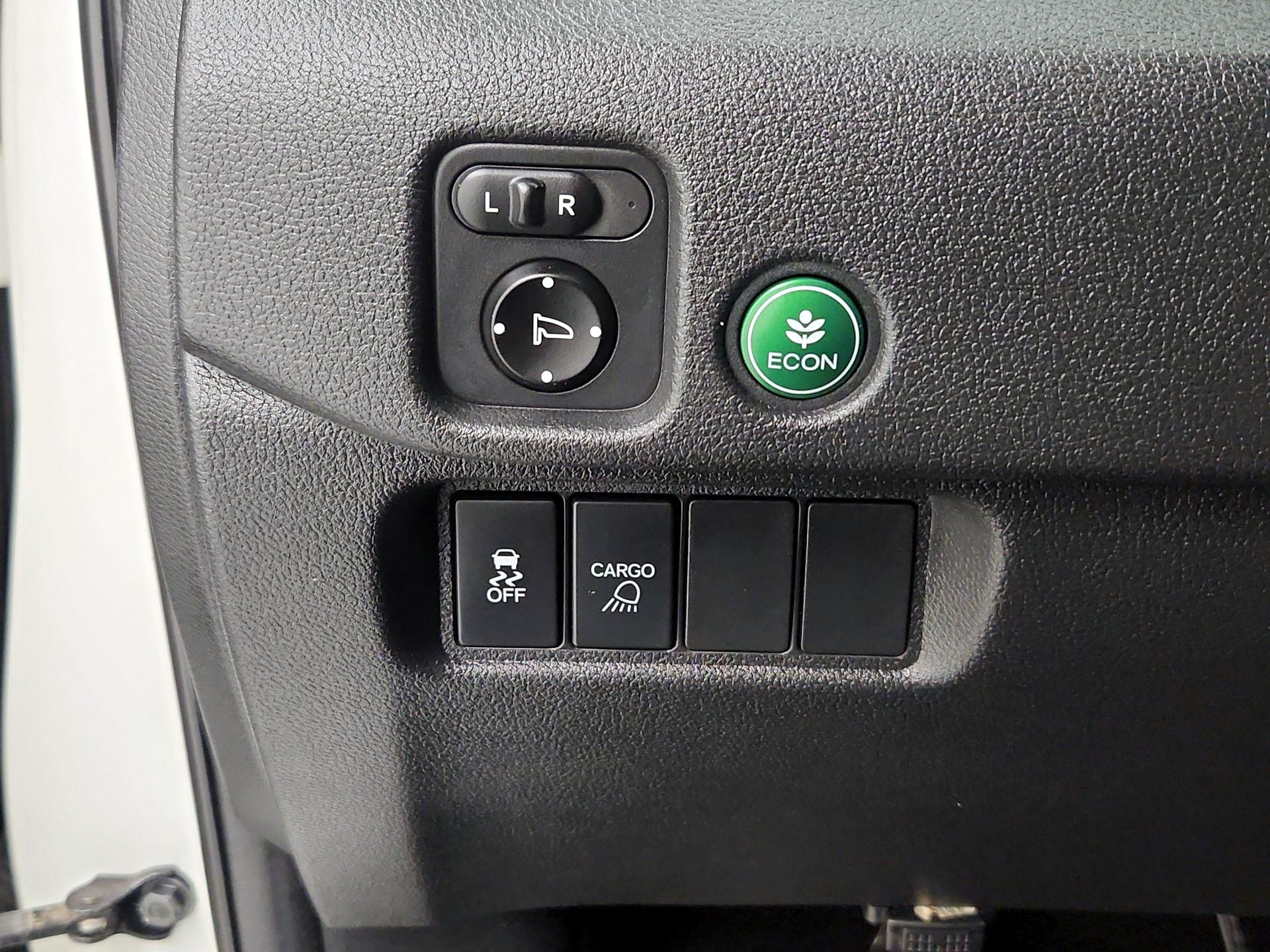 Thumbnail: 2017 Honda Ridgeline - 13