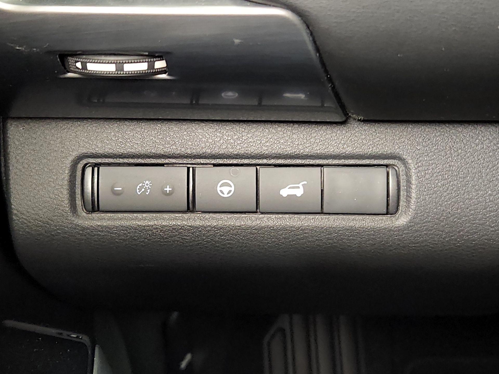 Thumbnail: 2023 Nissan Pathfinder - 13