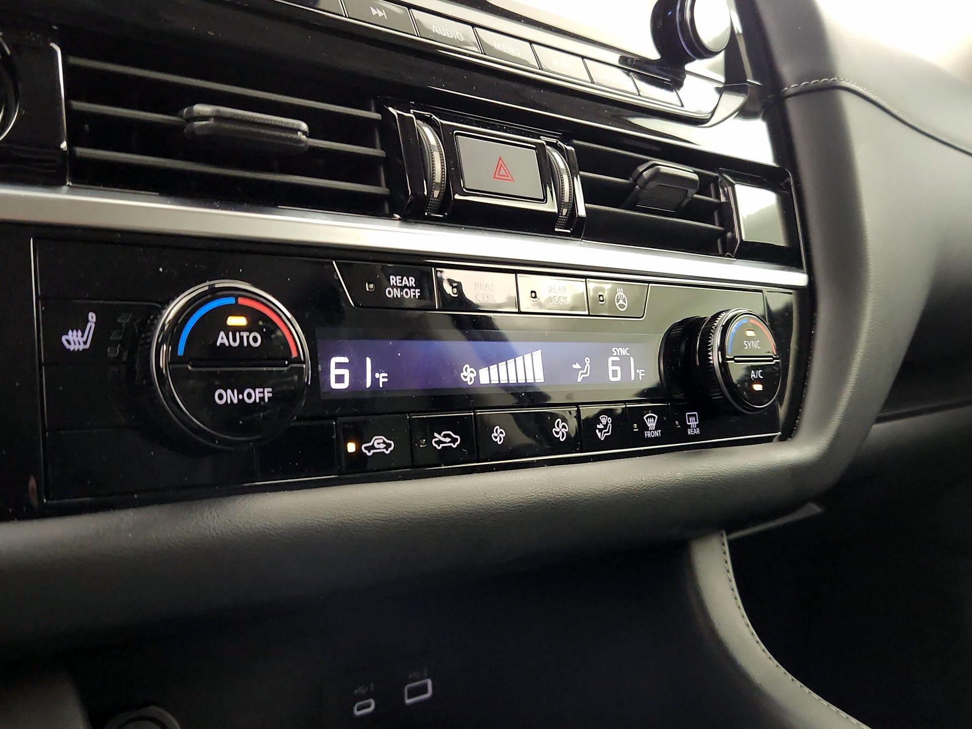 Thumbnail: 2023 Nissan Pathfinder - 16