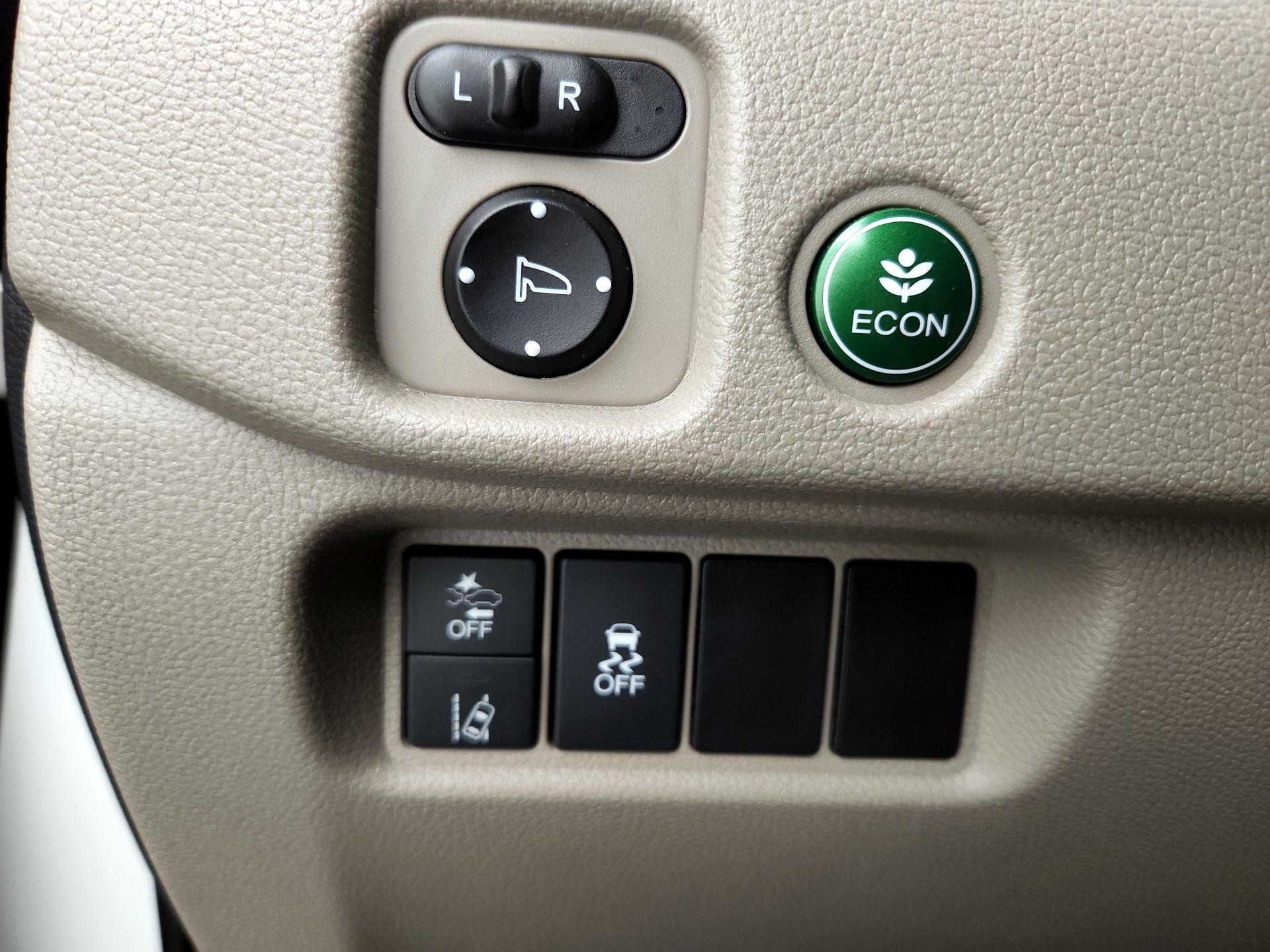 Thumbnail: 2019 Honda Pilot - 13