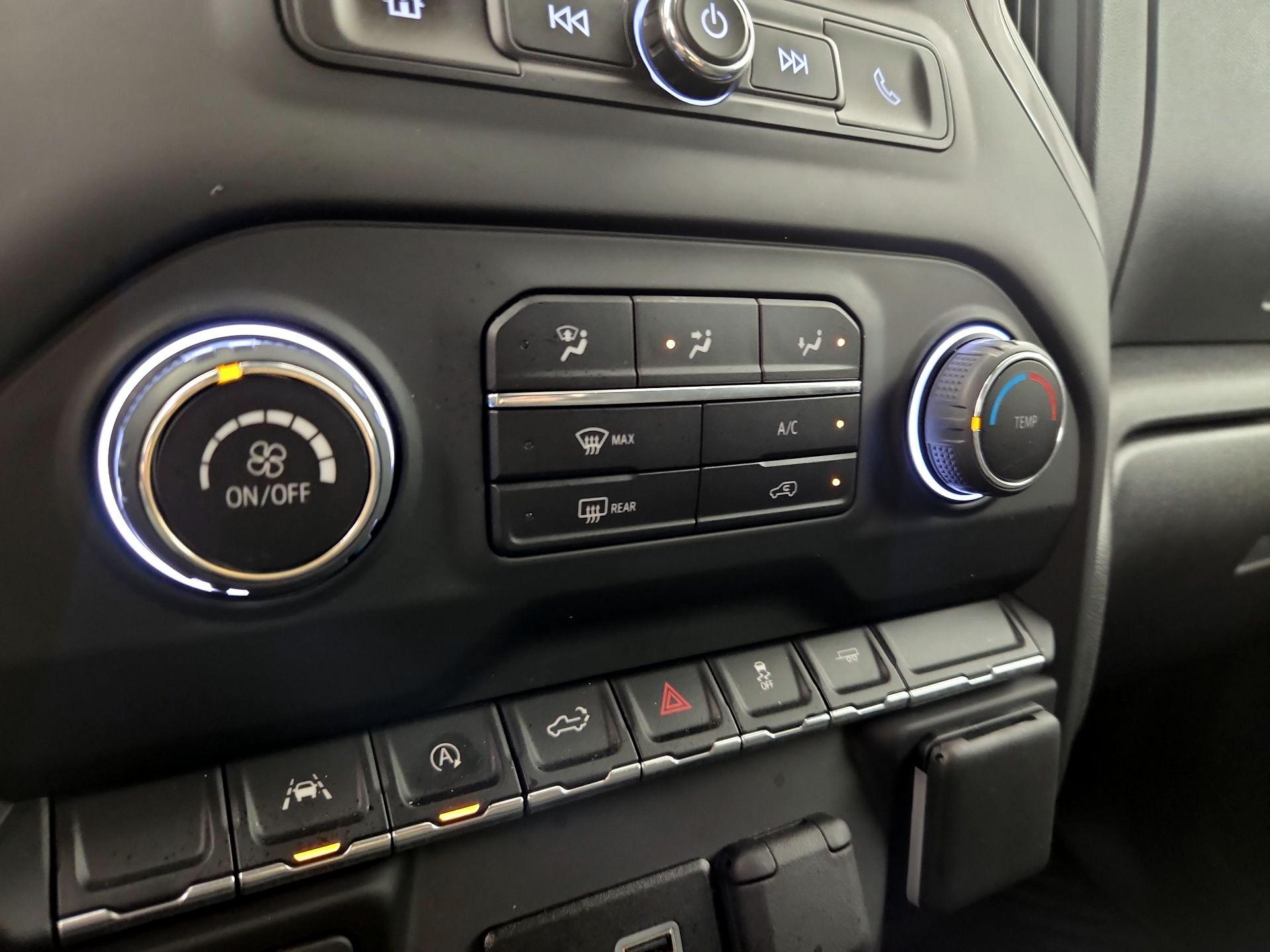 Thumbnail: 2024 Chevrolet Silverado 1500 - 16