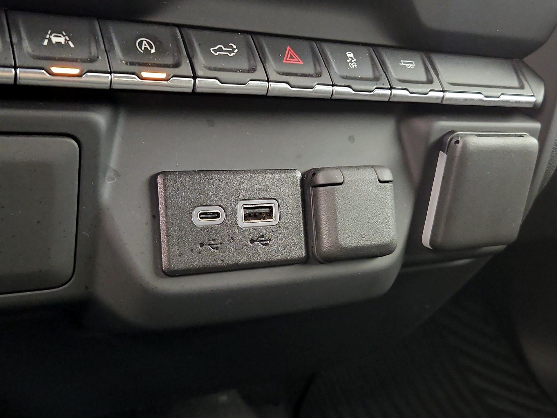 Thumbnail: 2024 Chevrolet Silverado 1500 - 18