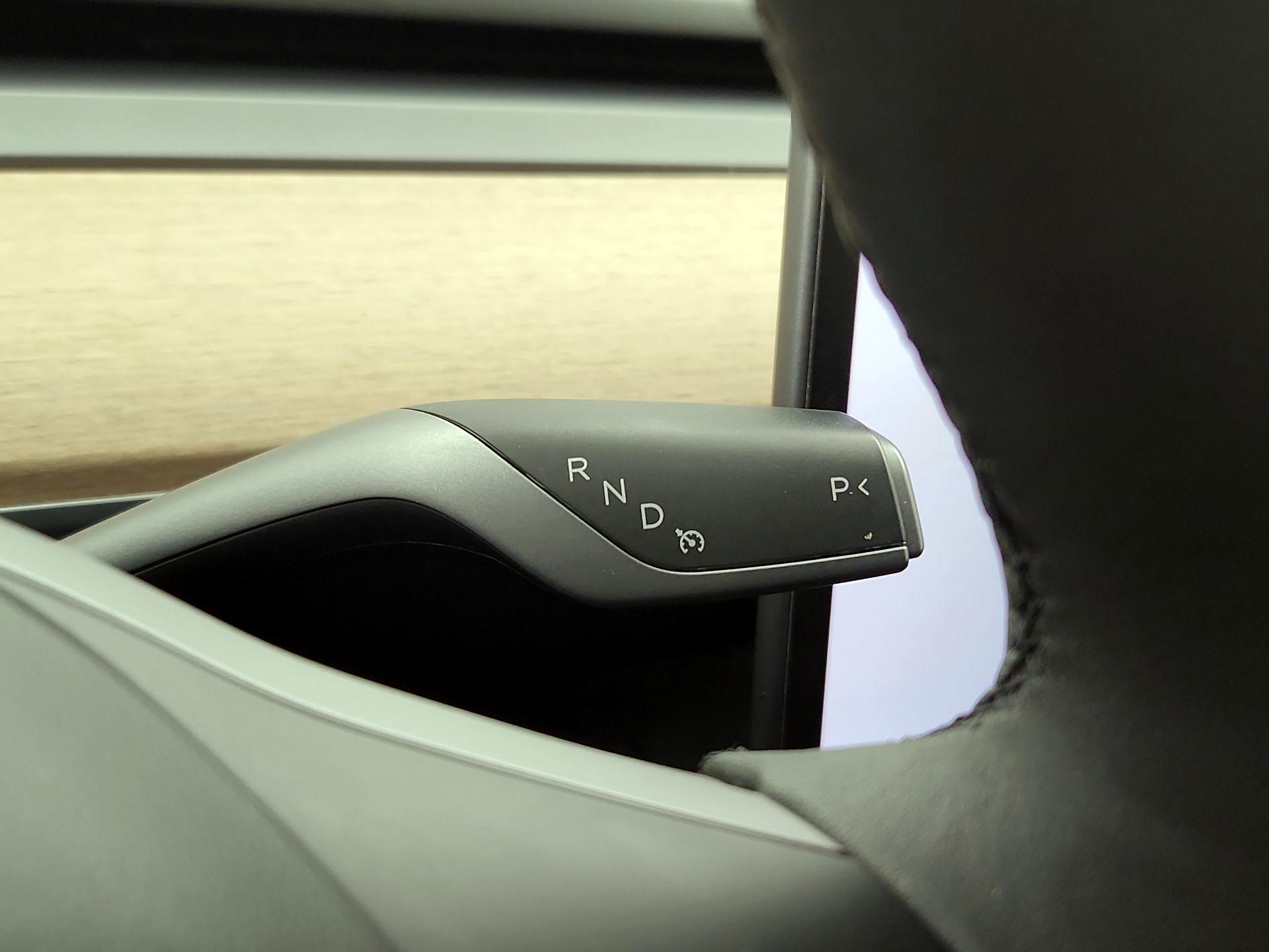 Thumbnail: 2022 Tesla Model 3 - 17