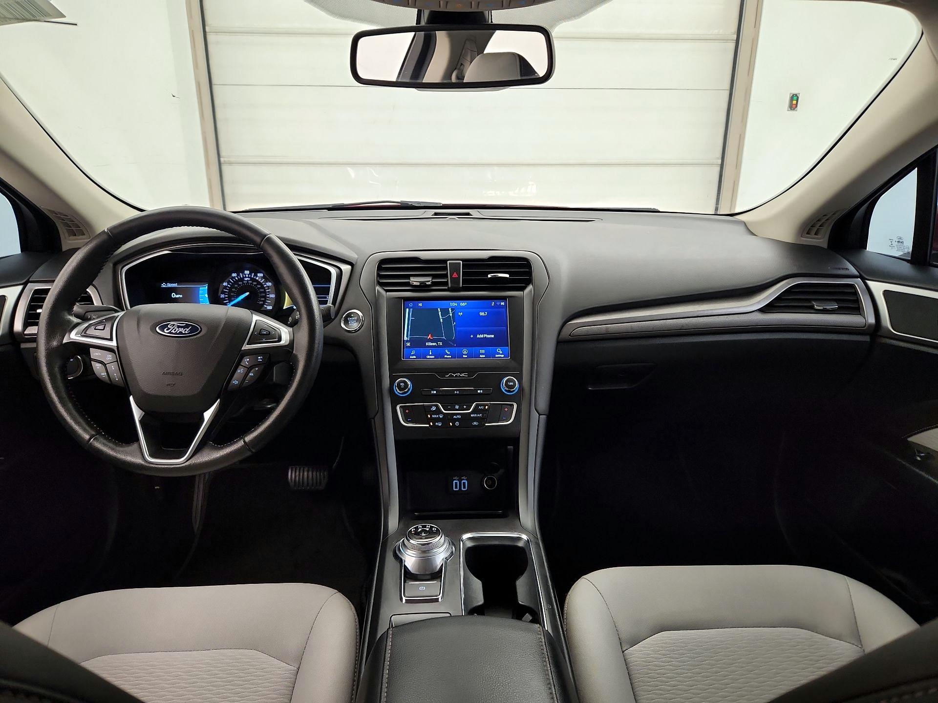 Thumbnail: 2020 Ford Fusion - 9