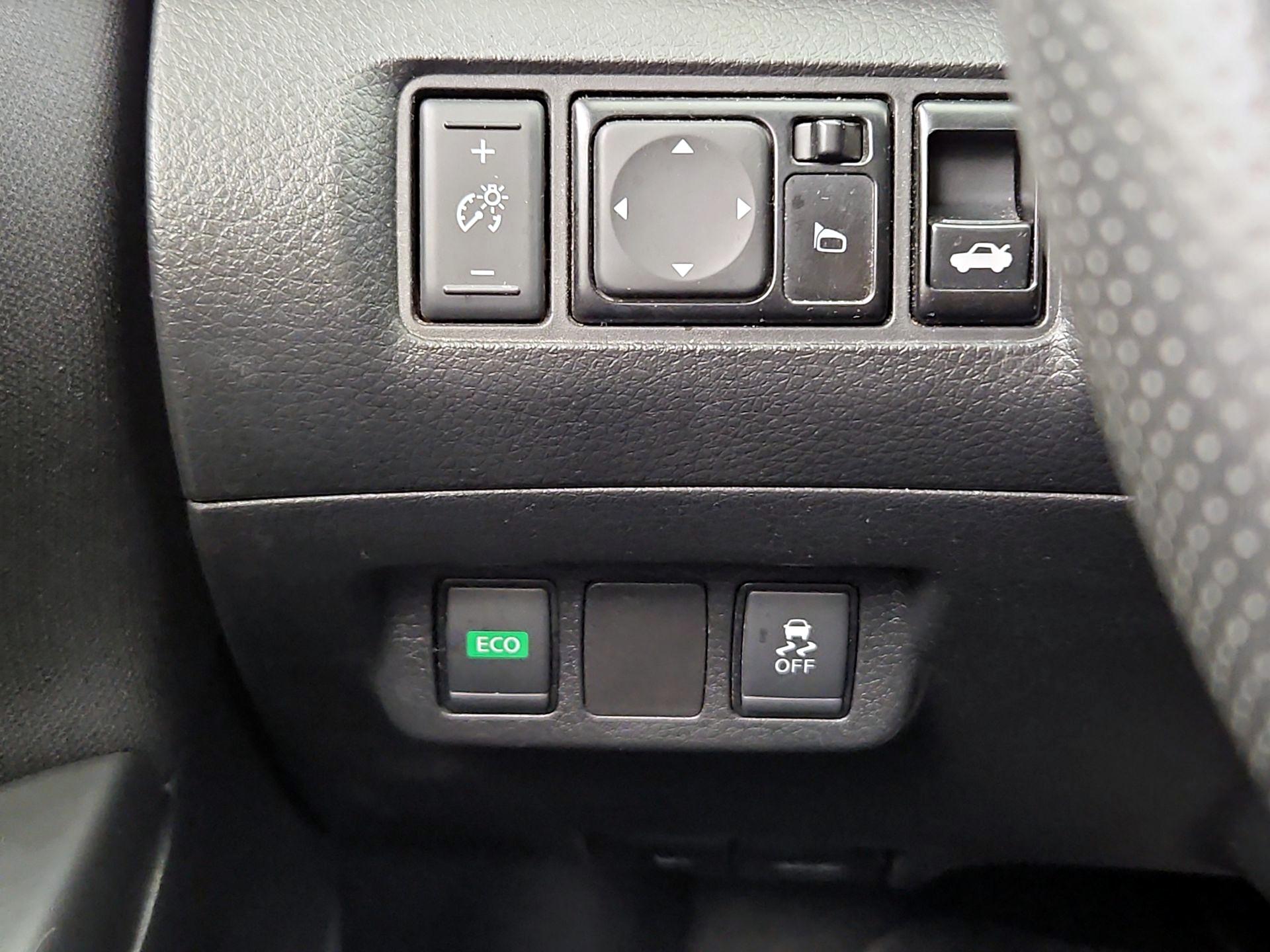 Thumbnail: 2019 Nissan Sentra - 13