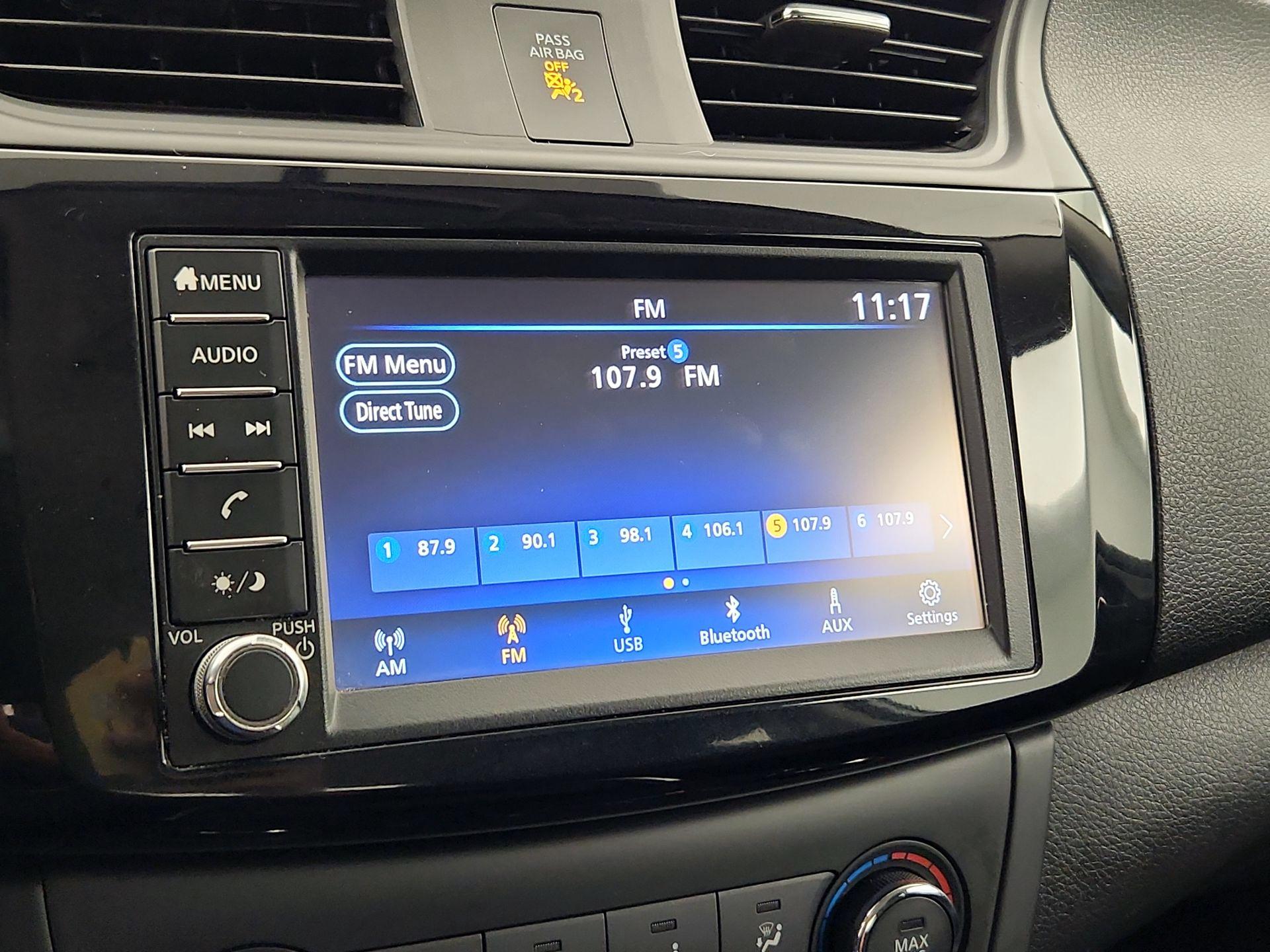 Thumbnail: 2019 Nissan Sentra - 15