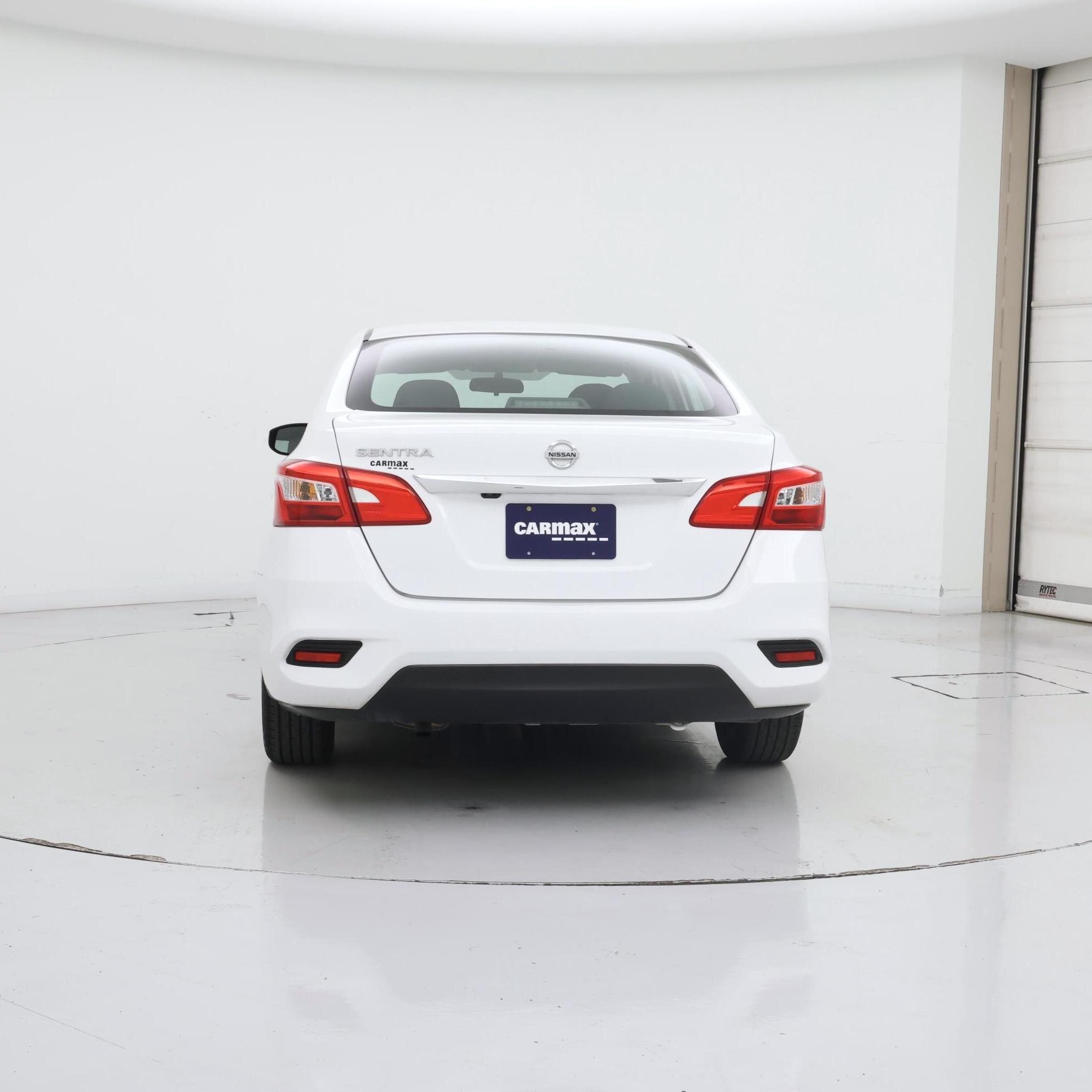 Thumbnail: 2019 Nissan Sentra - 6