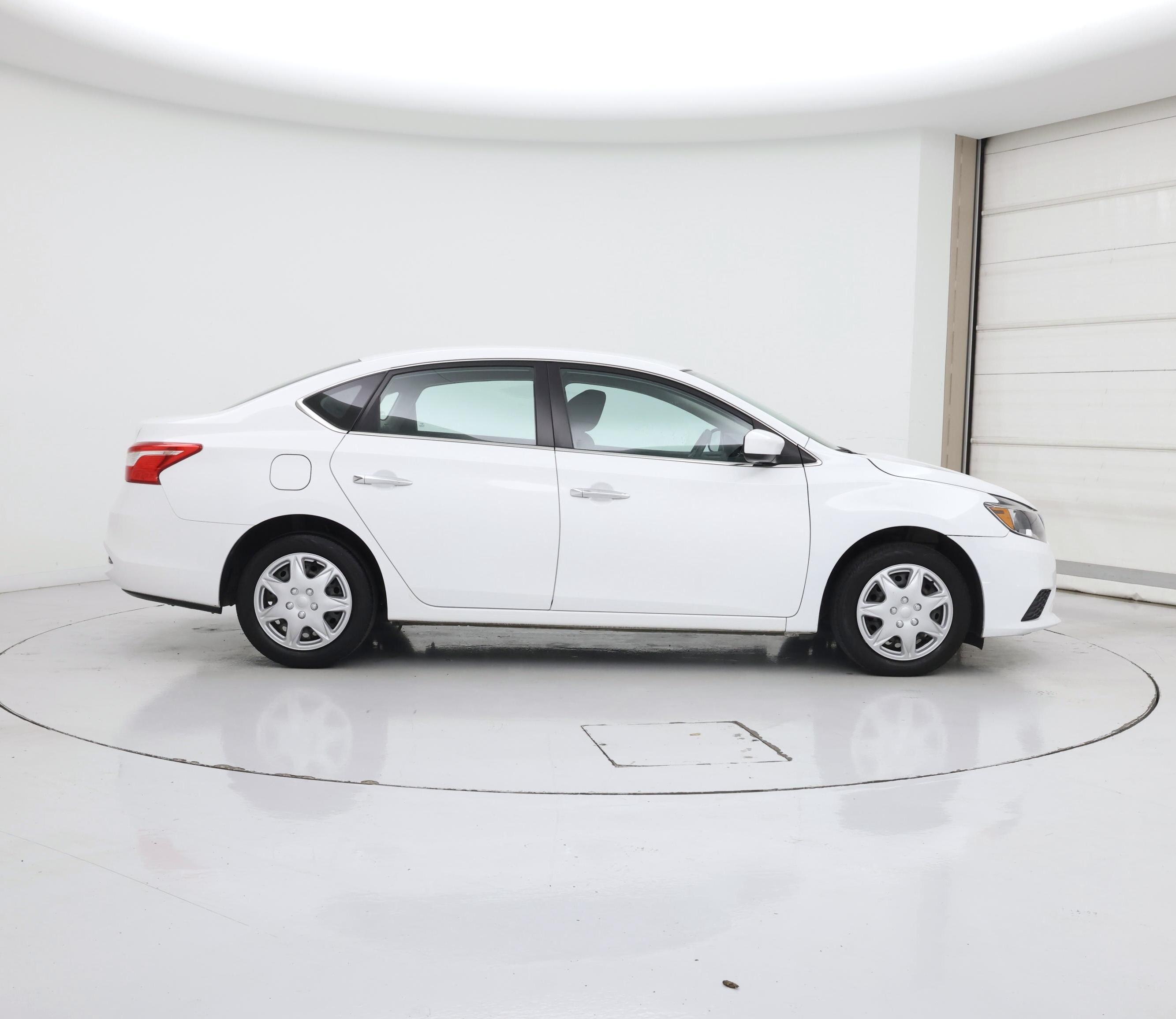 Thumbnail: 2019 Nissan Sentra - 7