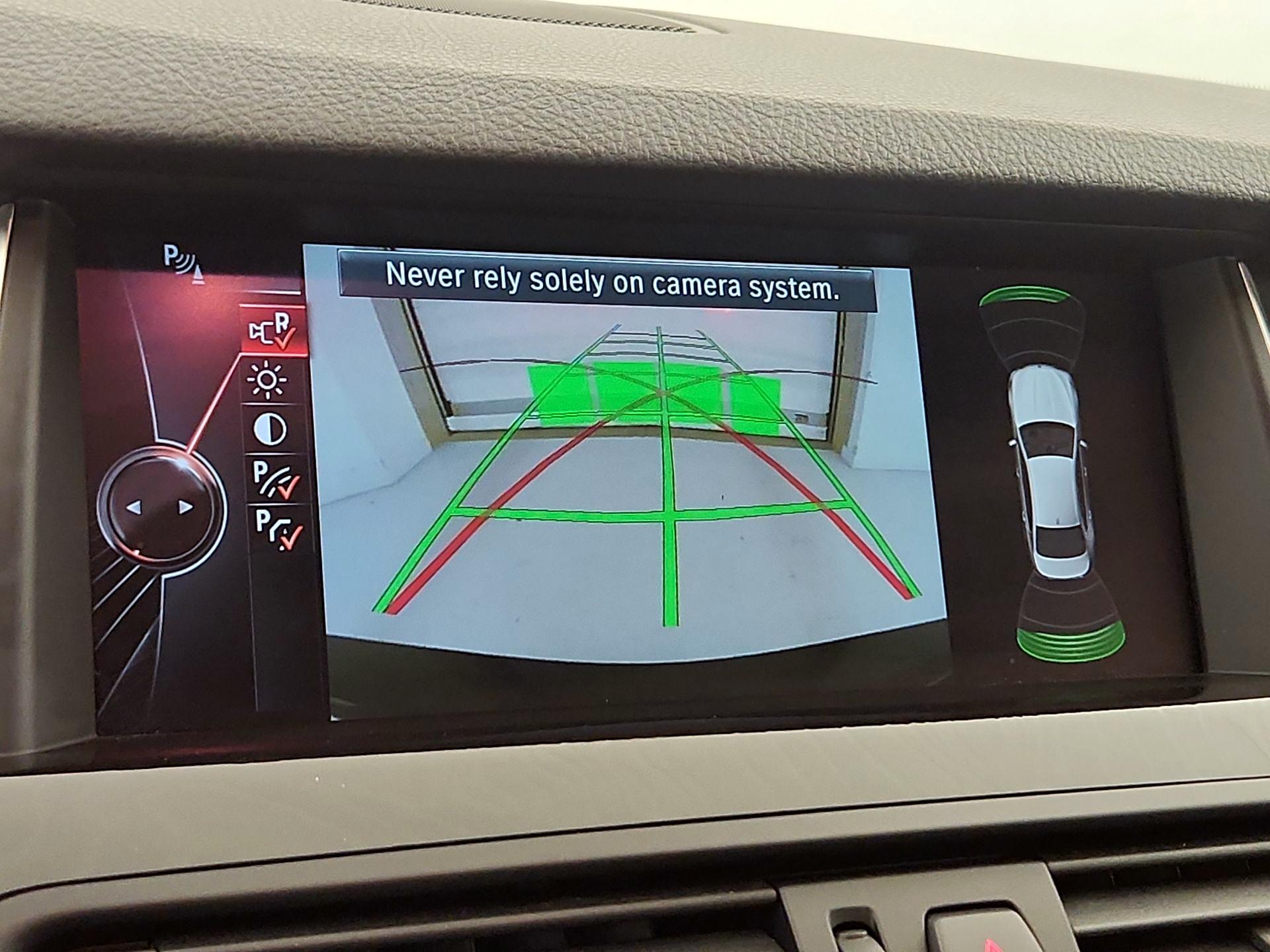 Thumbnail: 2016 BMW 5 Series - 15