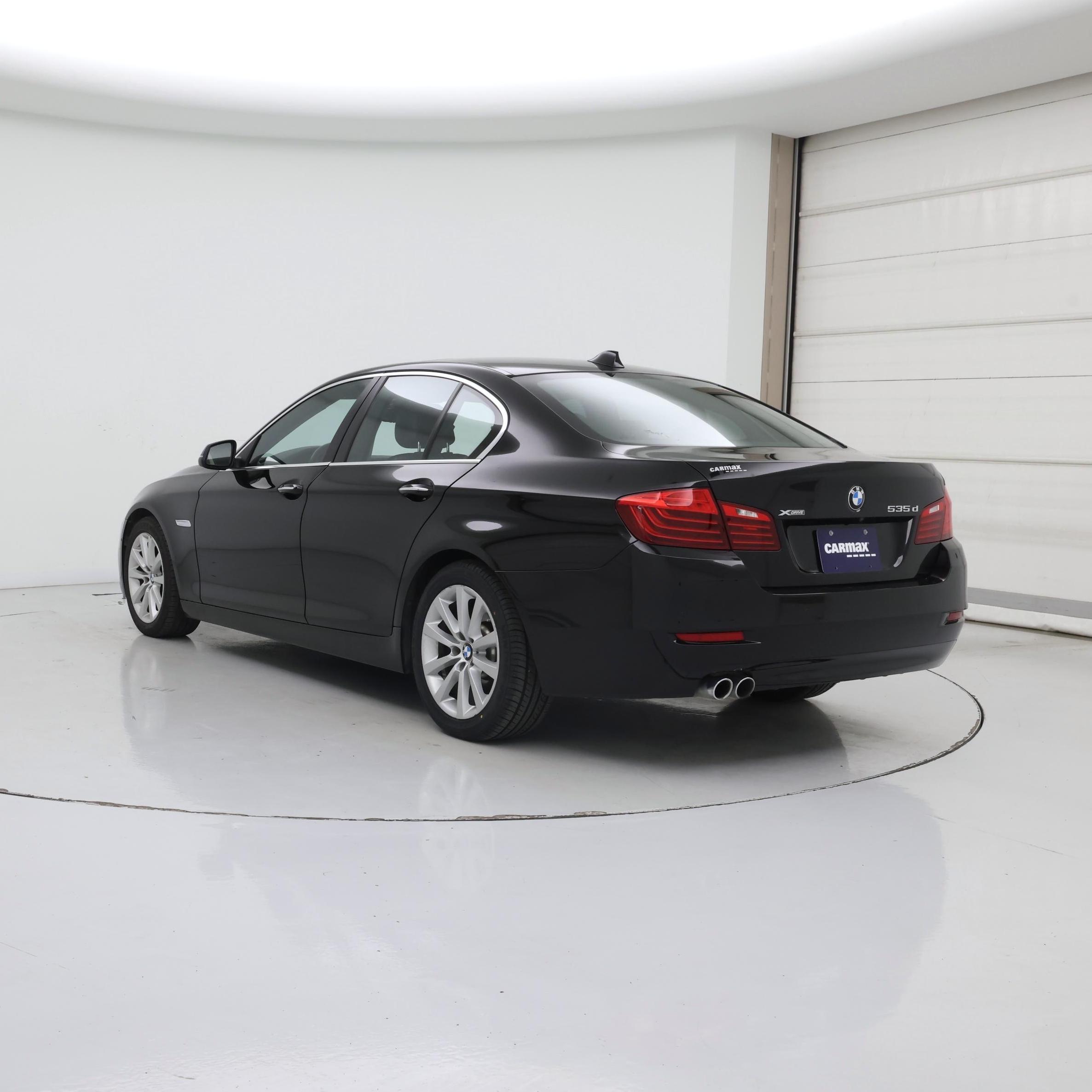 Thumbnail: 2016 BMW 5 Series - 2