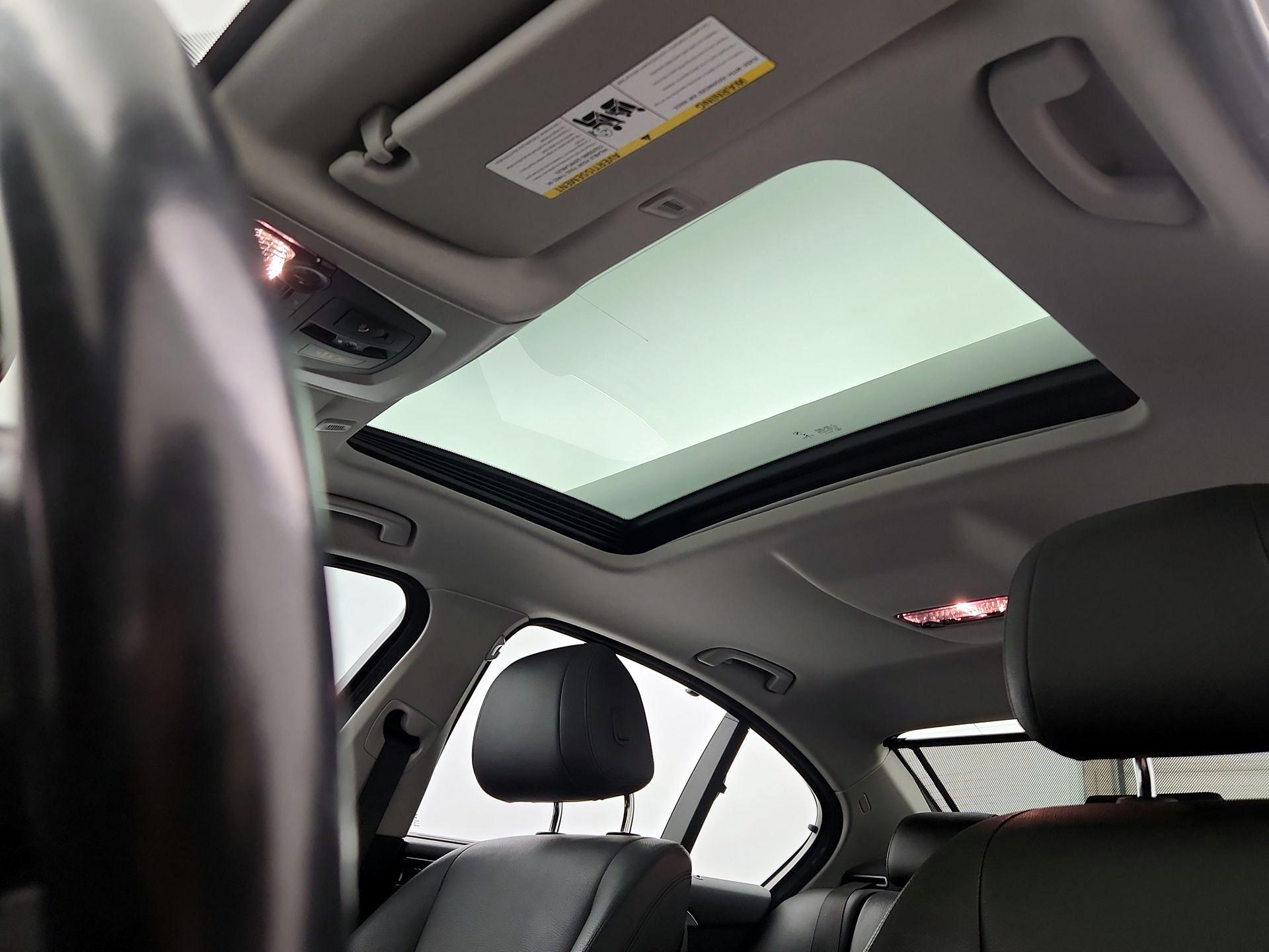 Thumbnail: 2016 BMW 5 Series - 20