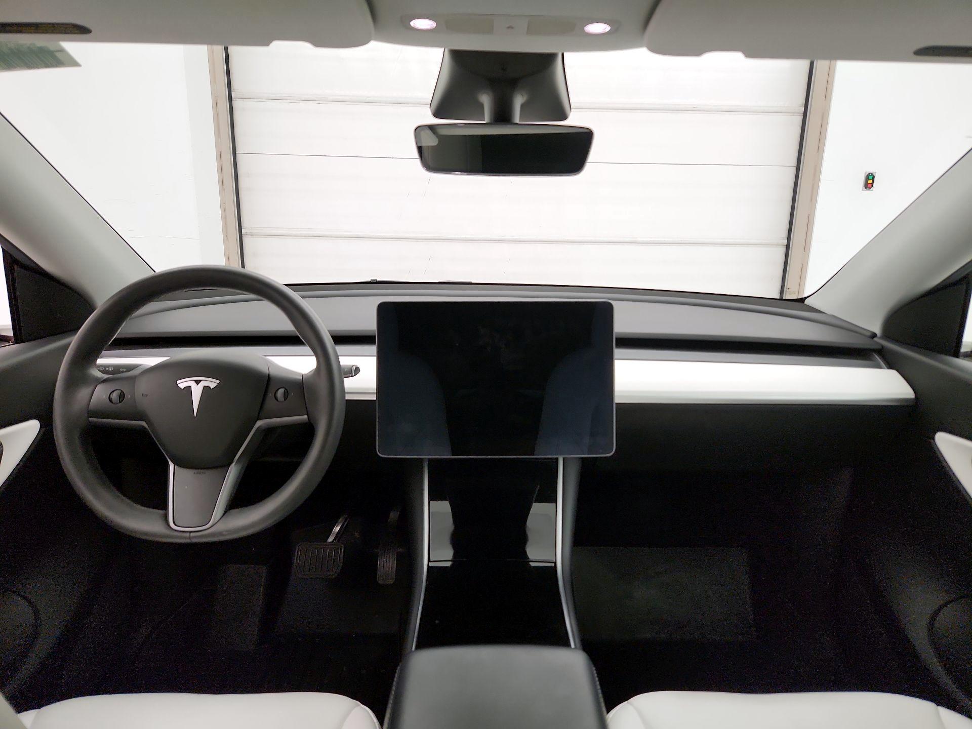 Thumbnail: 2021 Tesla Model Y - 9