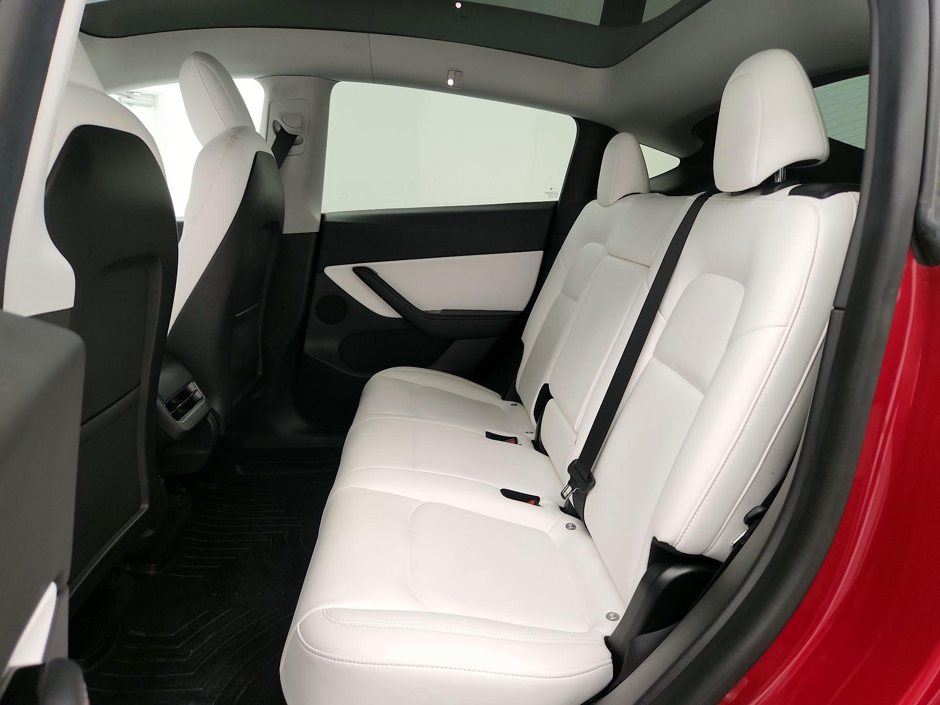 Thumbnail: 2021 Tesla Model Y - 19