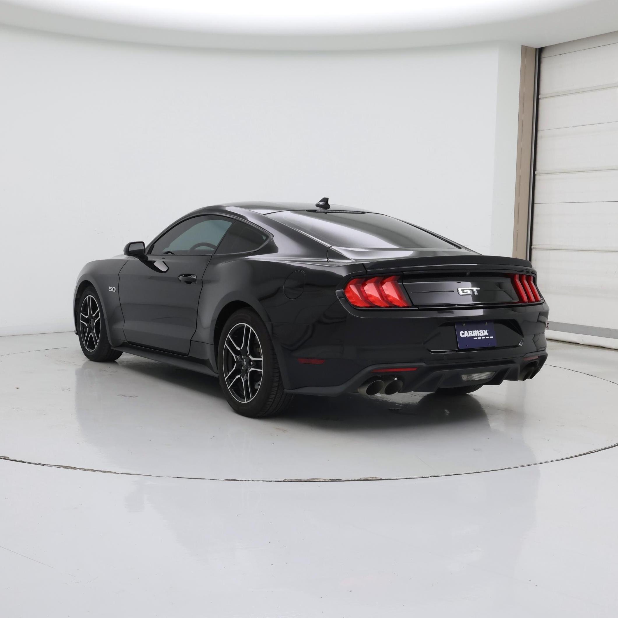 Thumbnail: 2022 Ford Mustang - 2