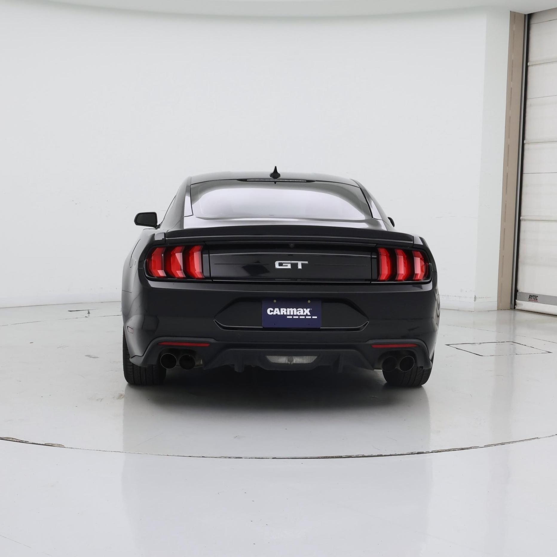 Thumbnail: 2022 Ford Mustang - 6