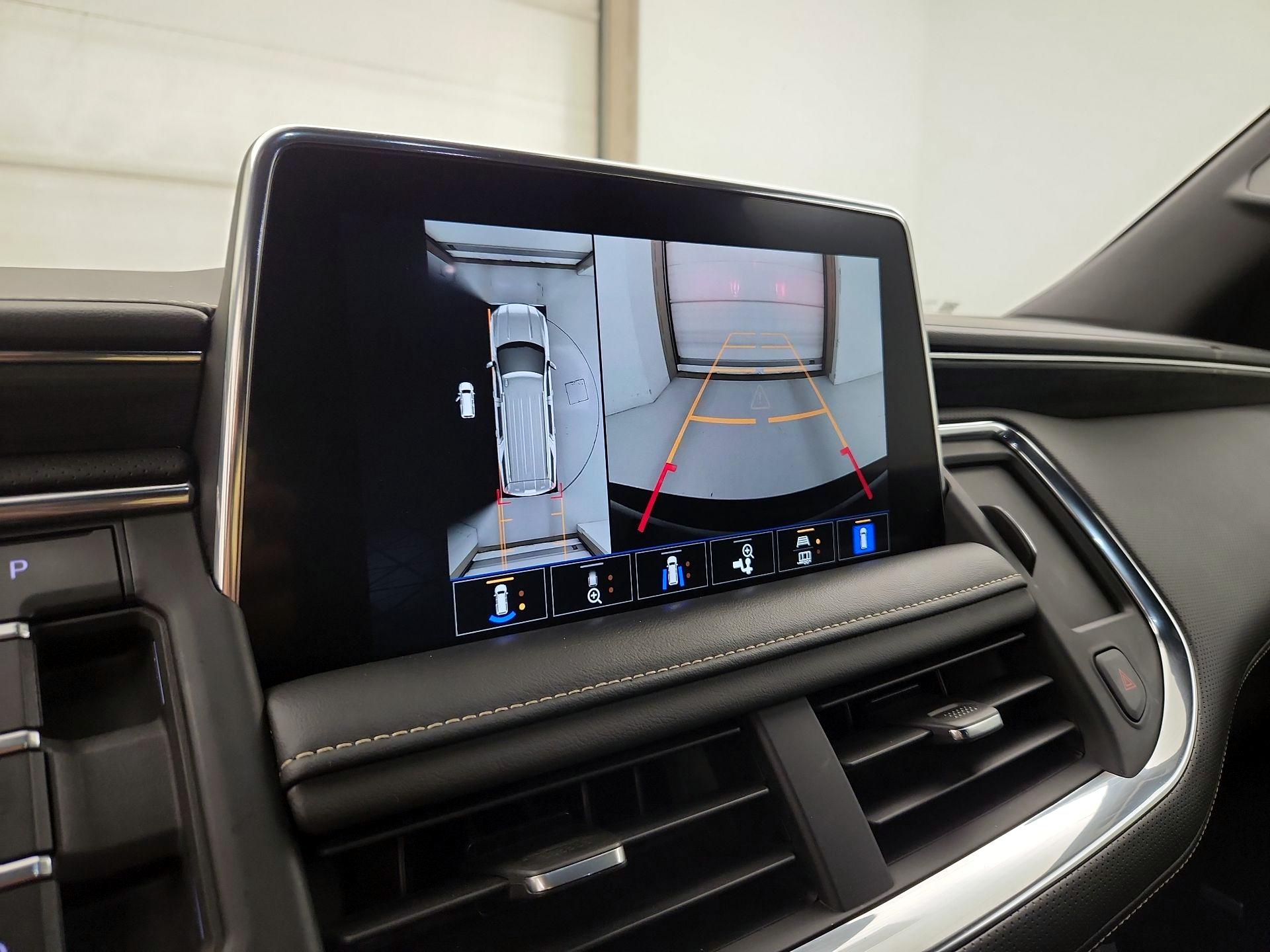 Thumbnail: 2023 GMC Yukon XL - 14