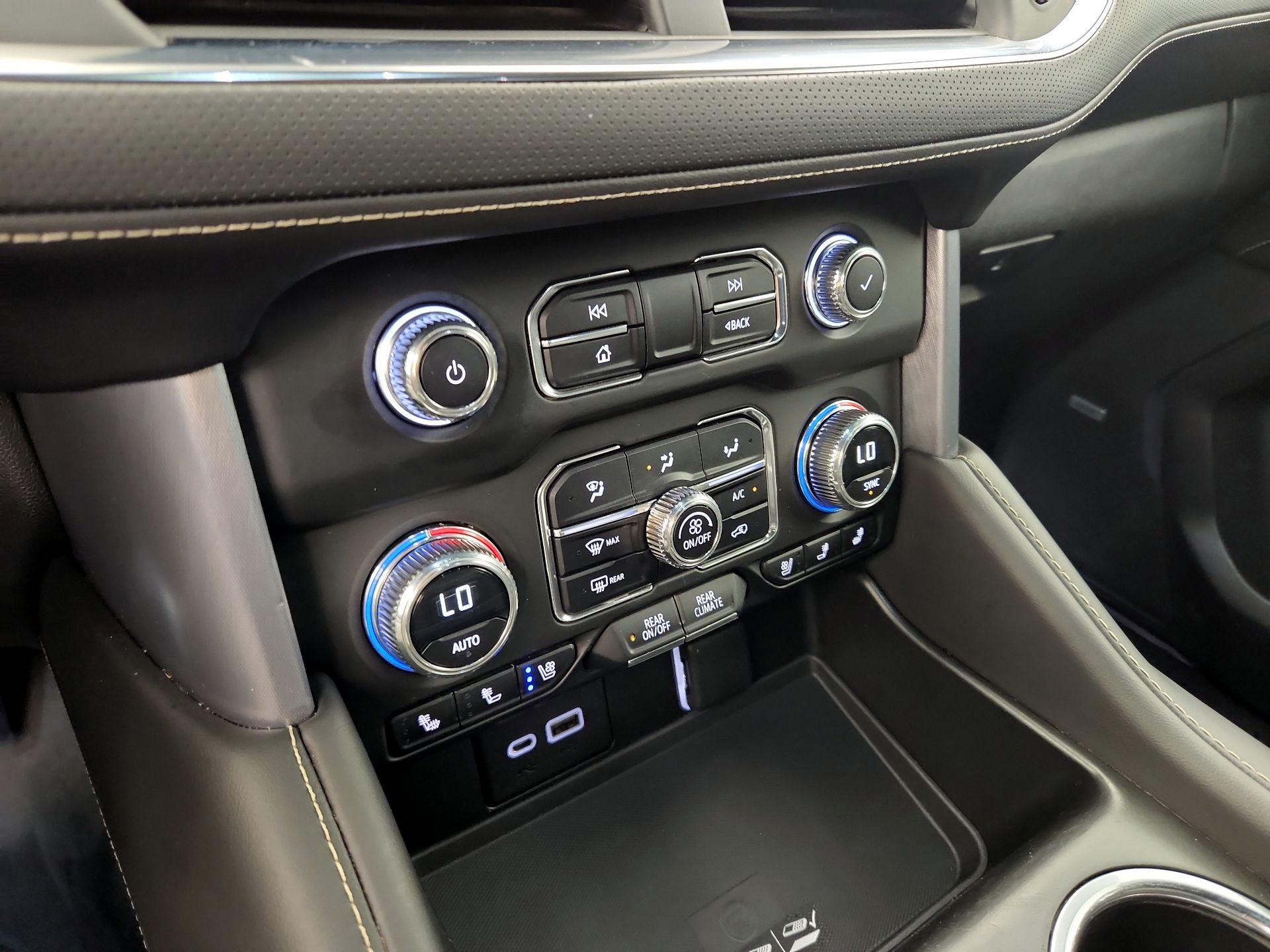 Thumbnail: 2023 GMC Yukon XL - 16