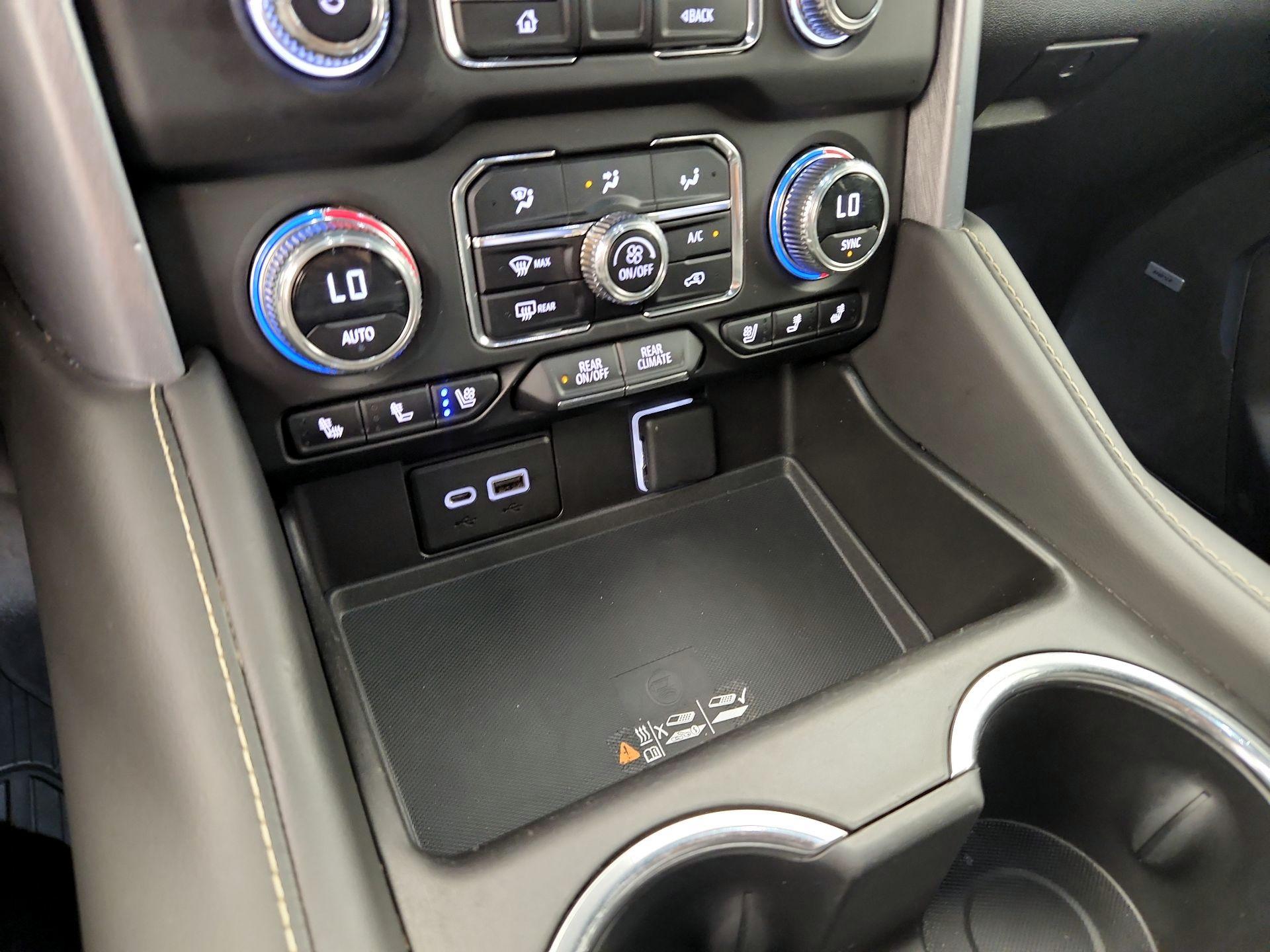 Thumbnail: 2023 GMC Yukon XL - 18