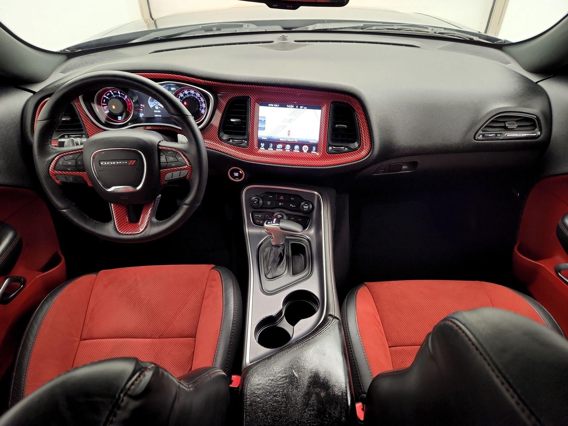 Thumbnail: 2016 Dodge Challenger - 9