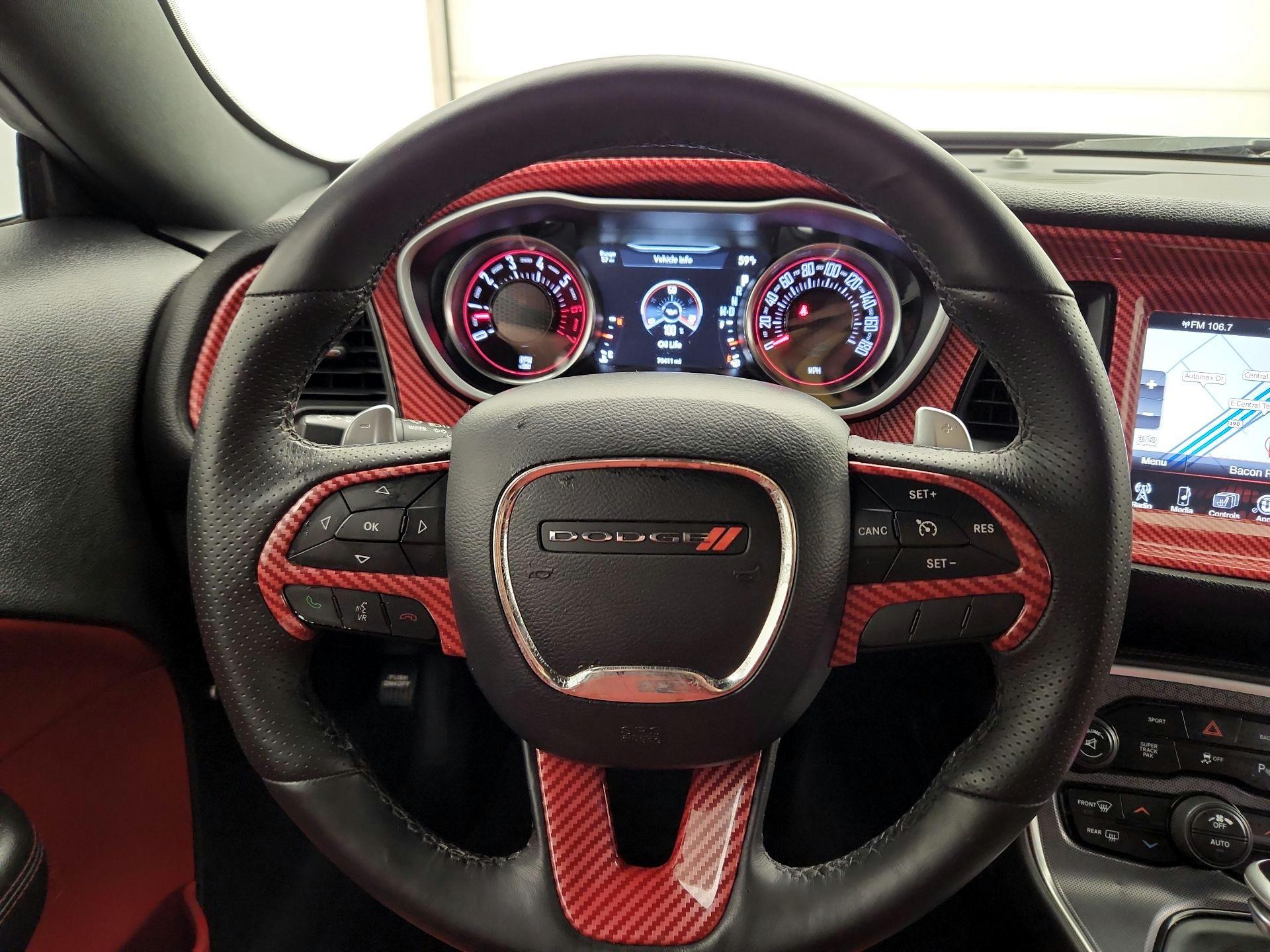 Thumbnail: 2016 Dodge Challenger - 10