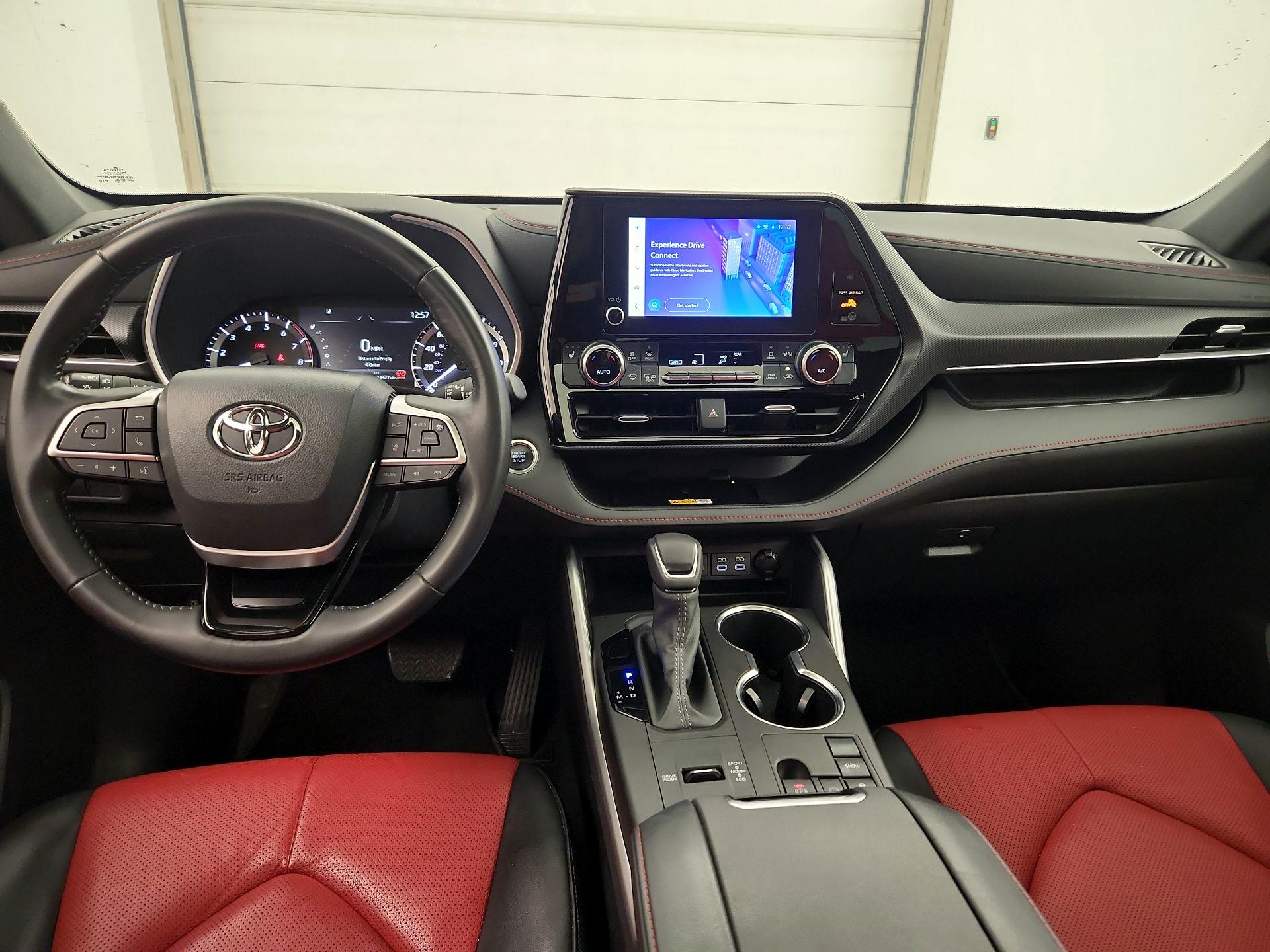 Thumbnail: 2024 Toyota Highlander - 9