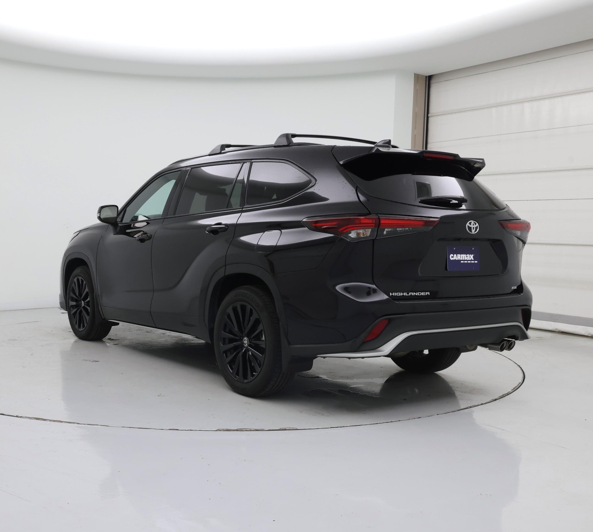 Thumbnail: 2024 Toyota Highlander - 2