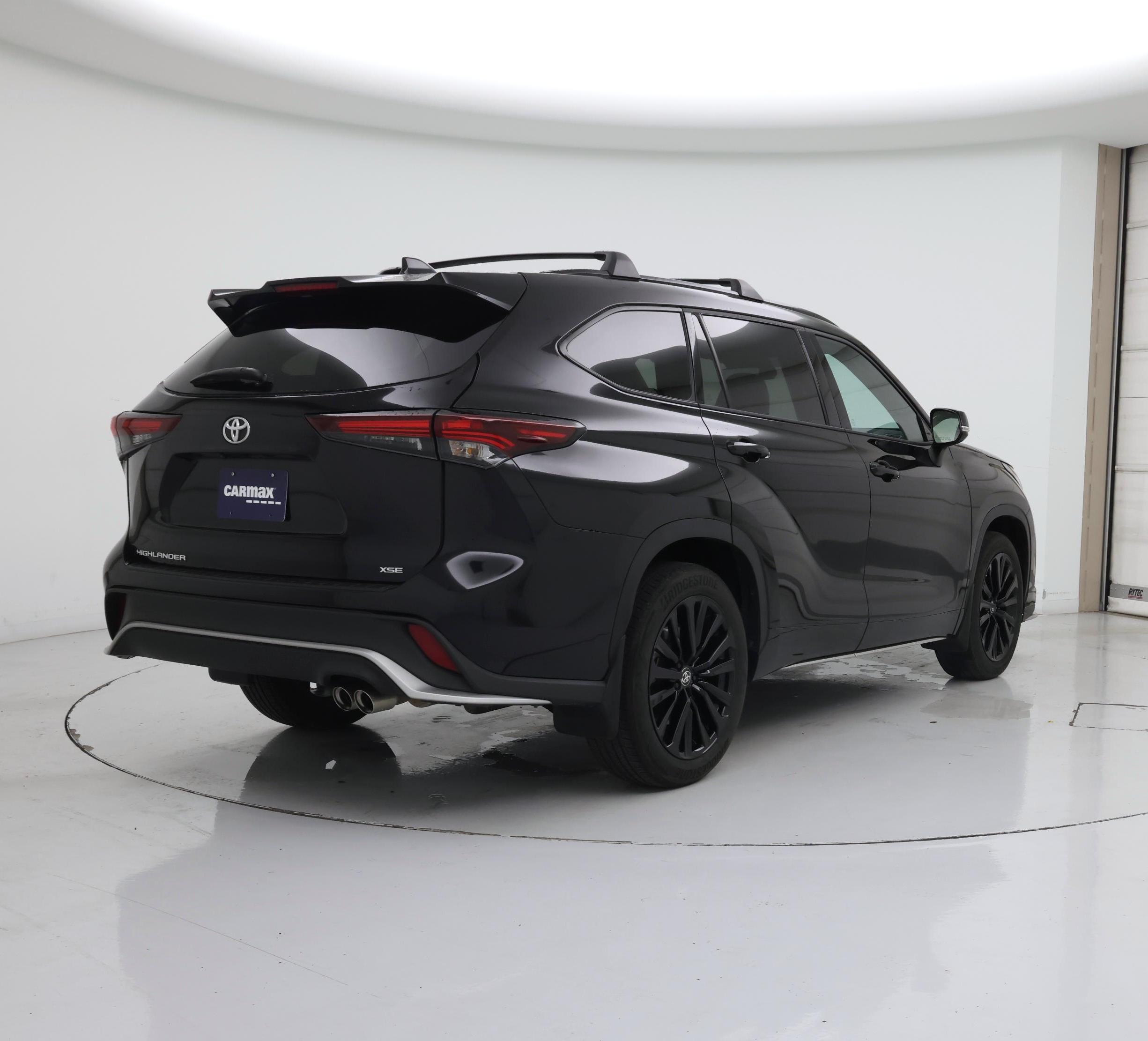 Thumbnail: 2024 Toyota Highlander - 8