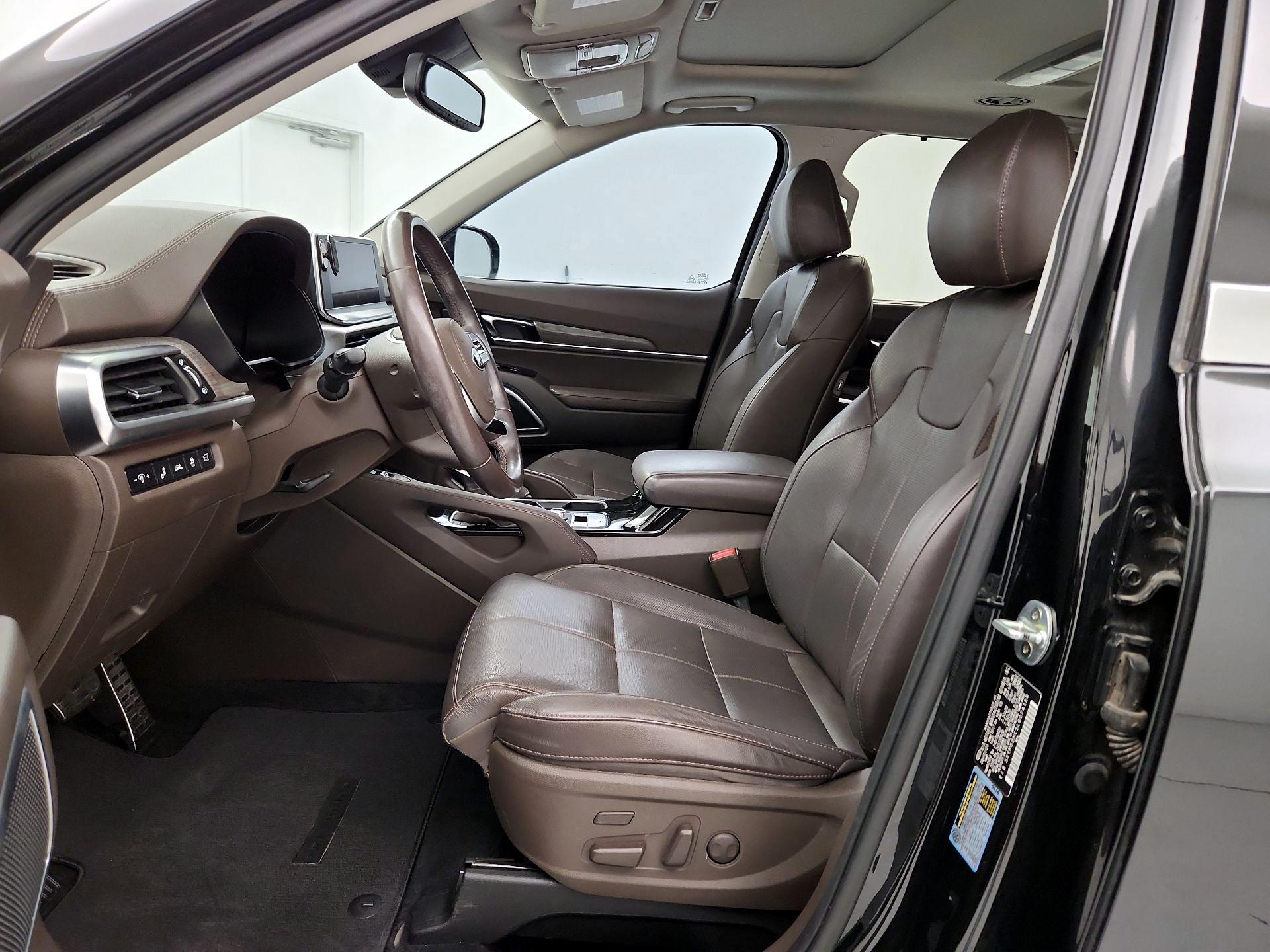 Thumbnail: 2020 Kia Telluride - 11