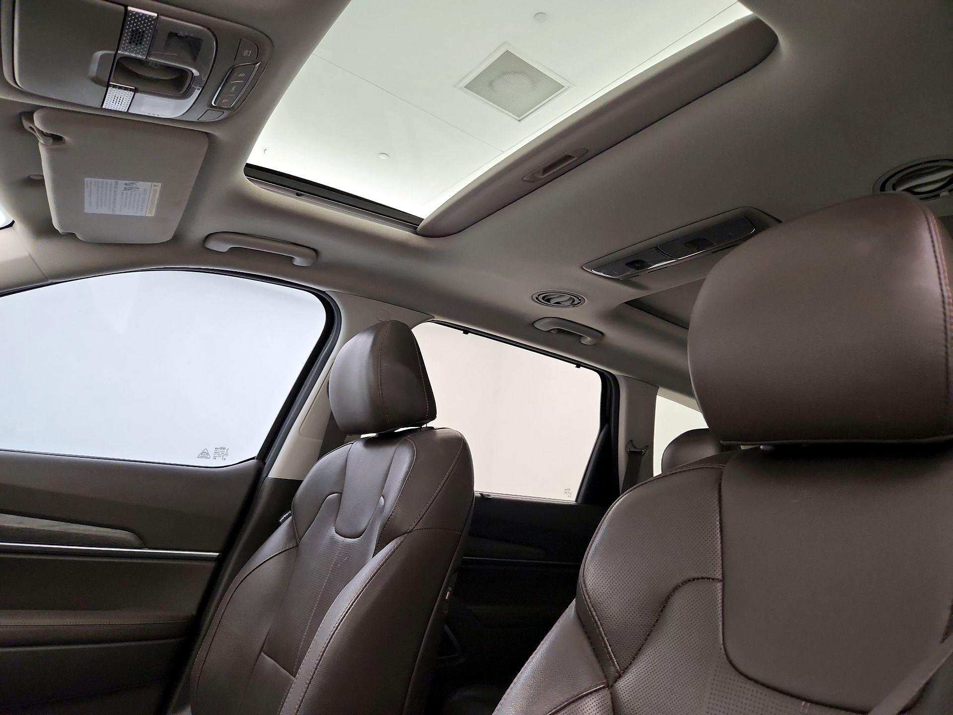 Thumbnail: 2020 Kia Telluride - 20