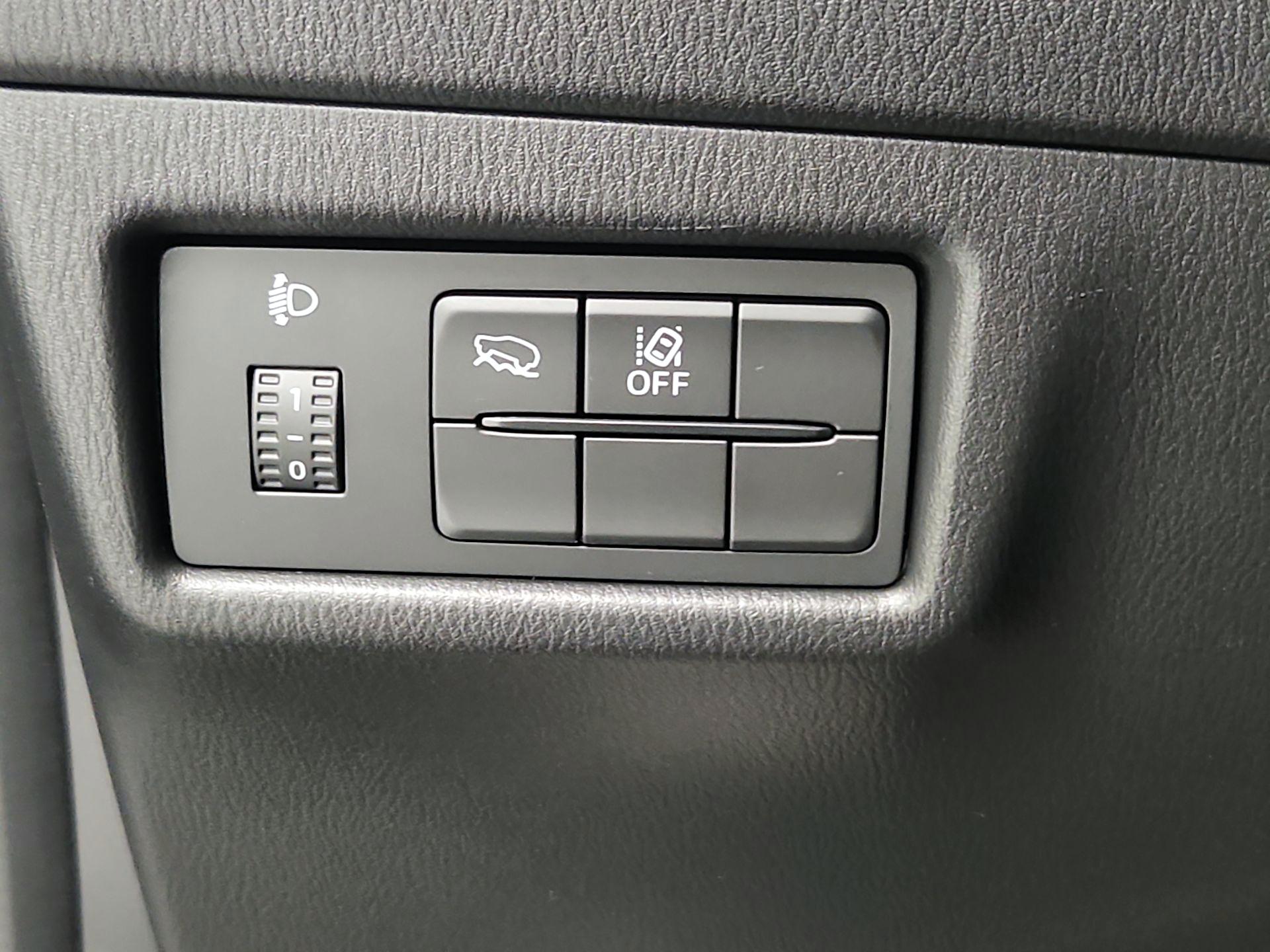 Thumbnail: 2025 Mazda CX-5 - 13