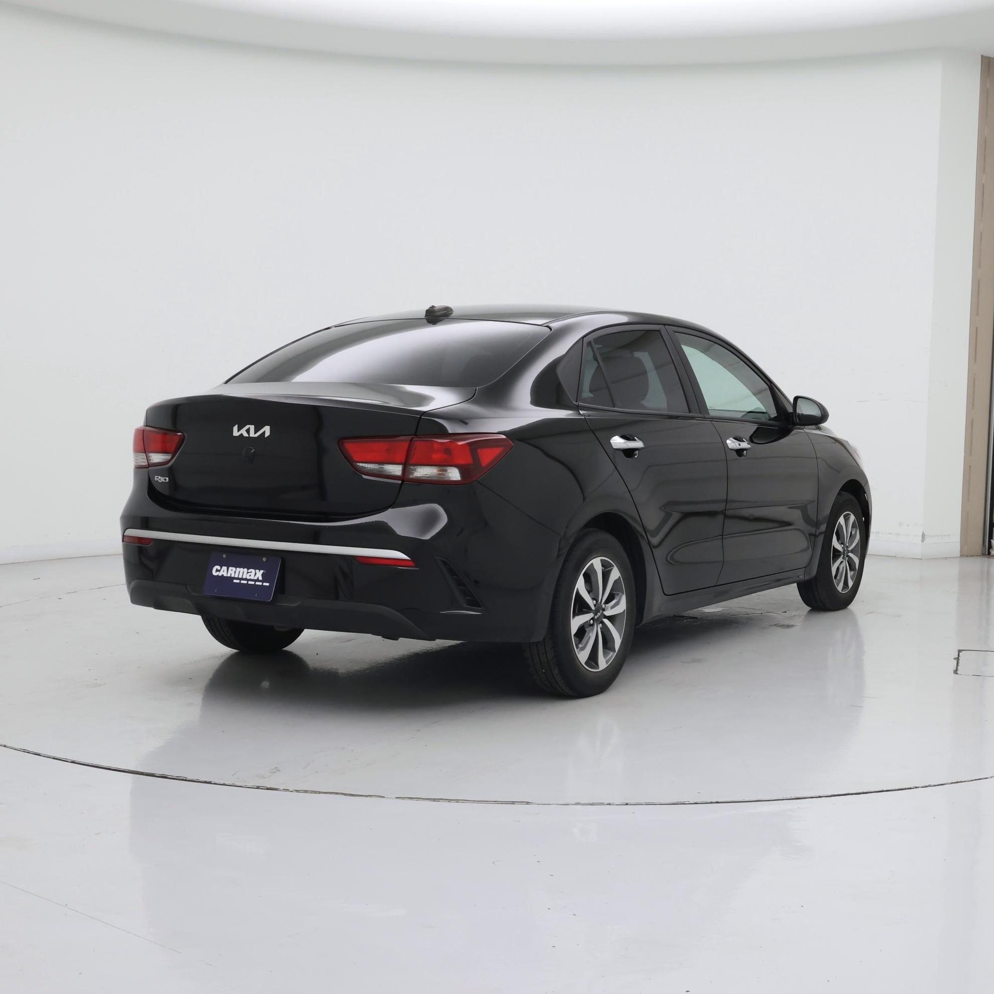 Thumbnail: 2023 Kia Rio - 8