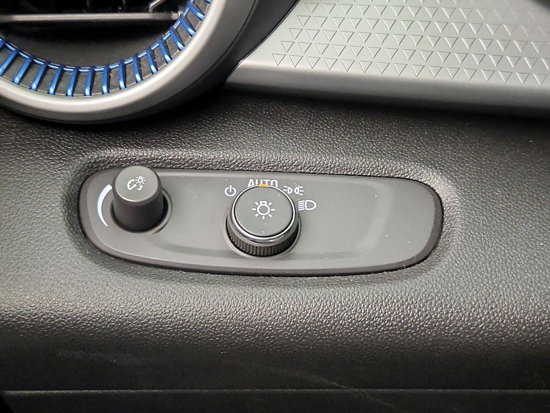 Thumbnail: 2025 Chevrolet Trax - 13