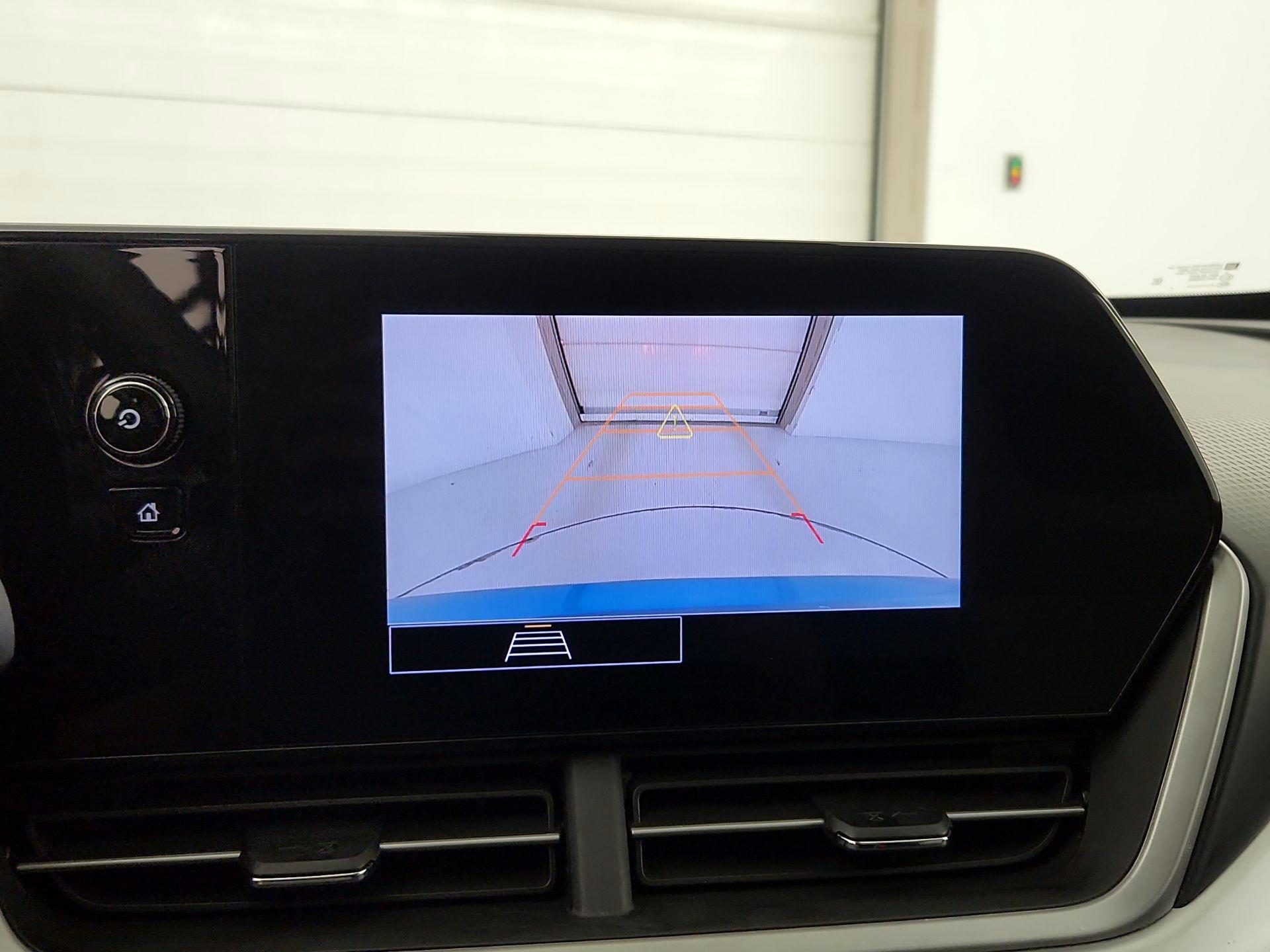 Thumbnail: 2025 Chevrolet Trax - 14