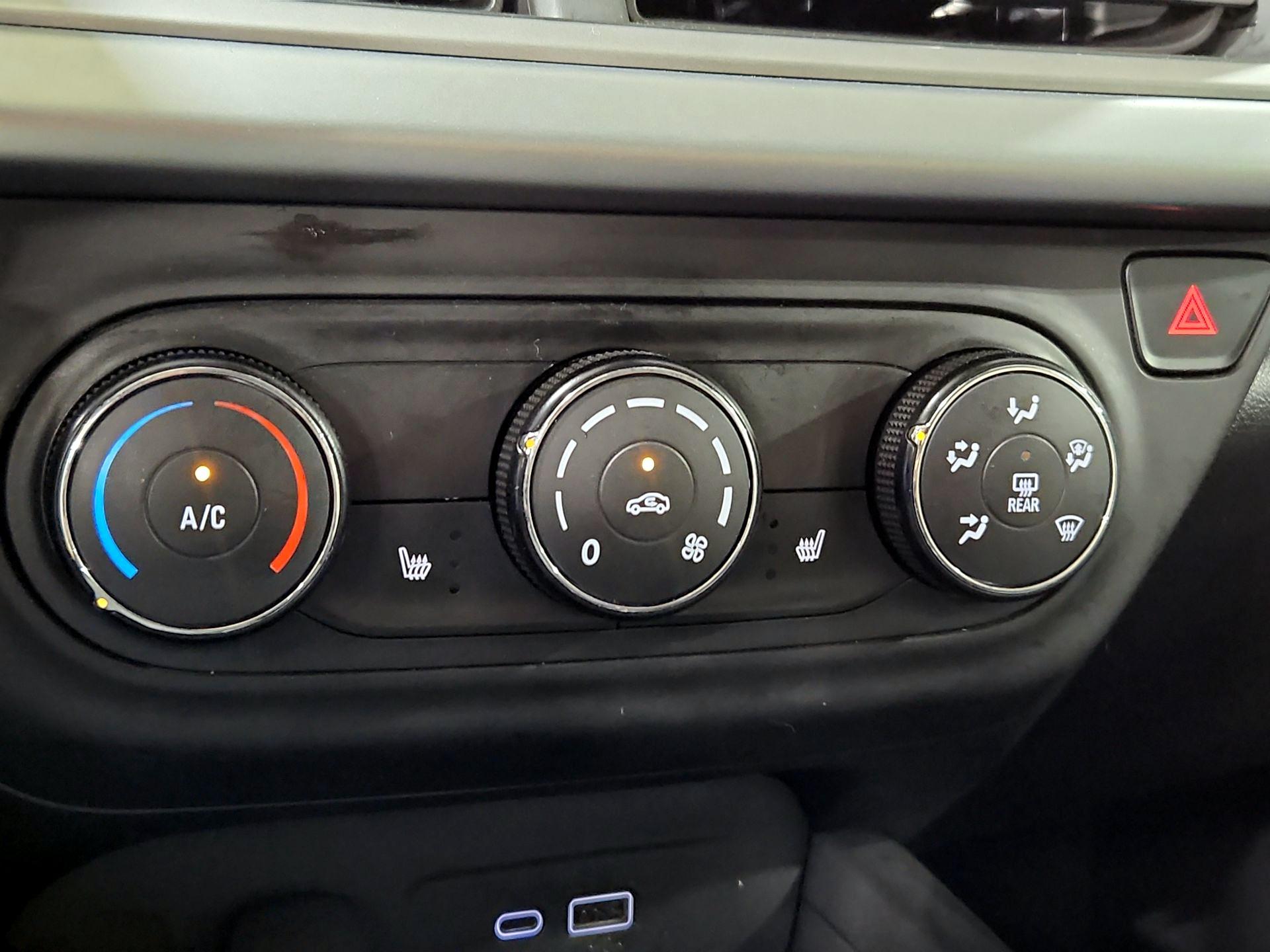 Thumbnail: 2025 Chevrolet Trax - 16