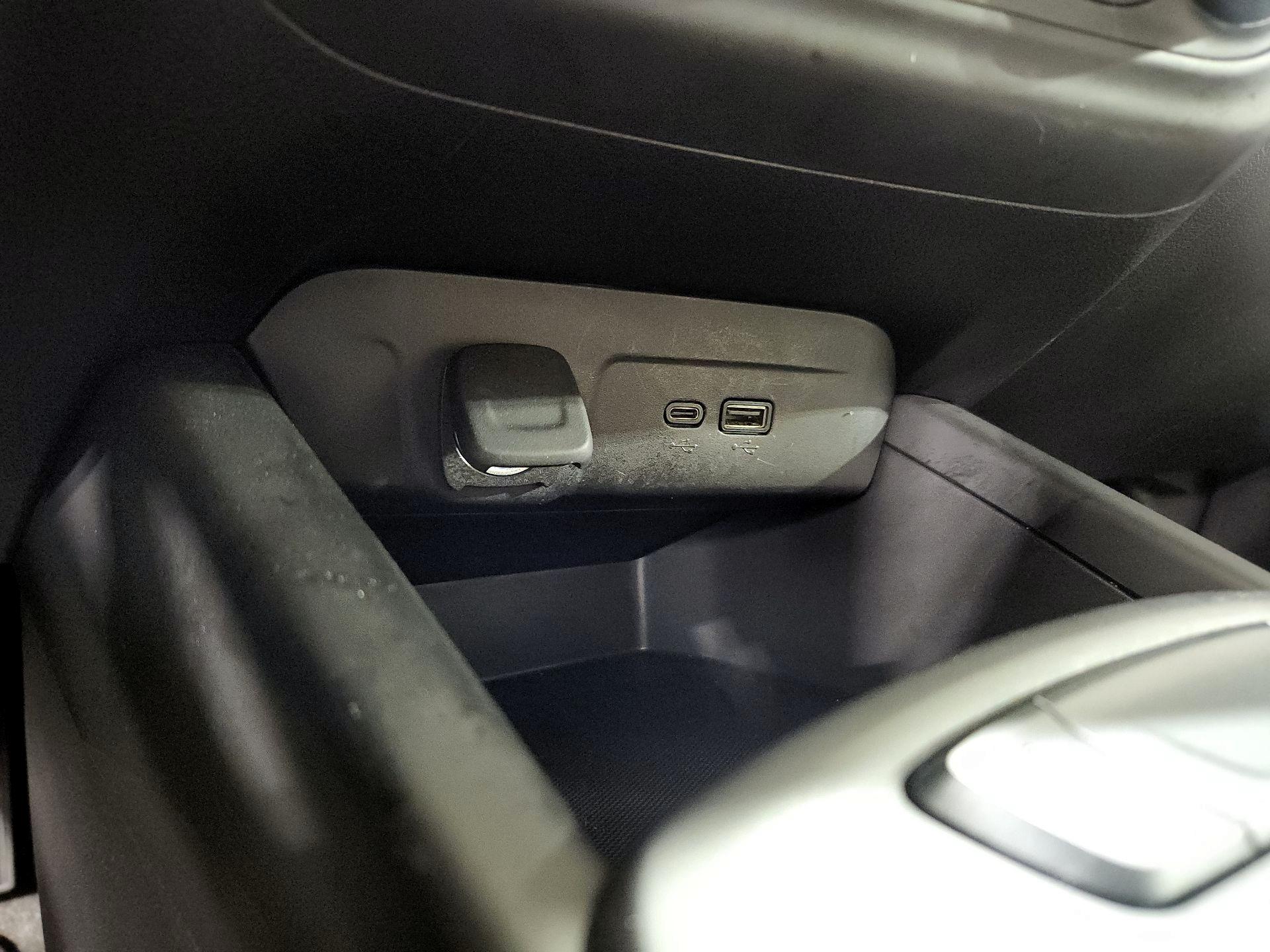 Thumbnail: 2025 Chevrolet Trax - 18