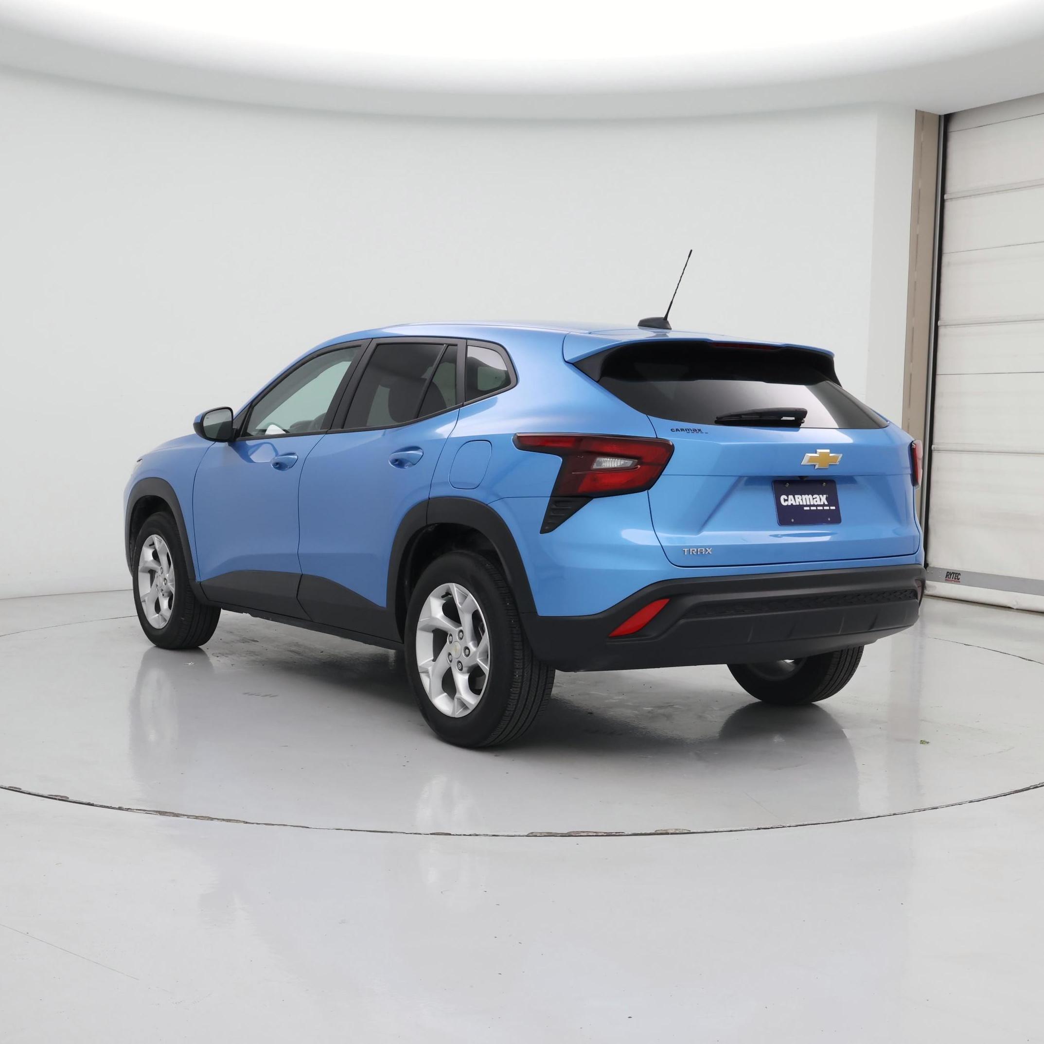 Thumbnail: 2025 Chevrolet Trax - 2