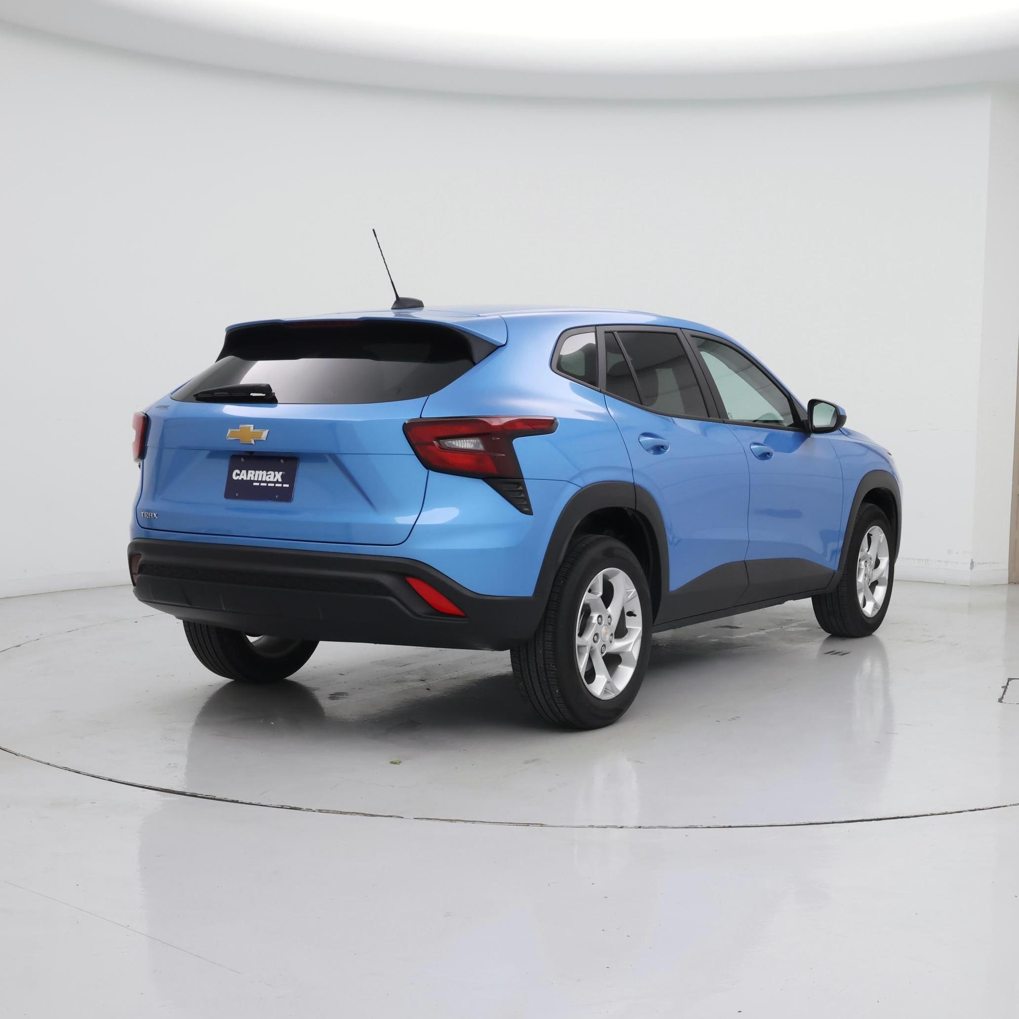 Thumbnail: 2025 Chevrolet Trax - 8