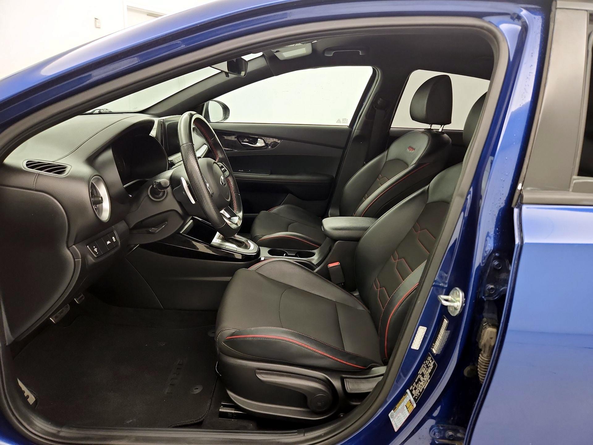 Thumbnail: 2020 Kia Forte - 11