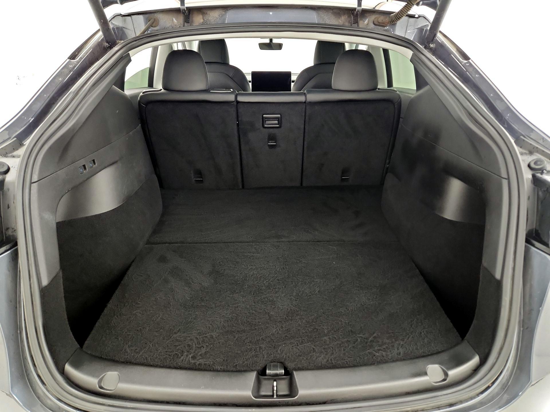 Thumbnail: 2020 Tesla Model Y - 19