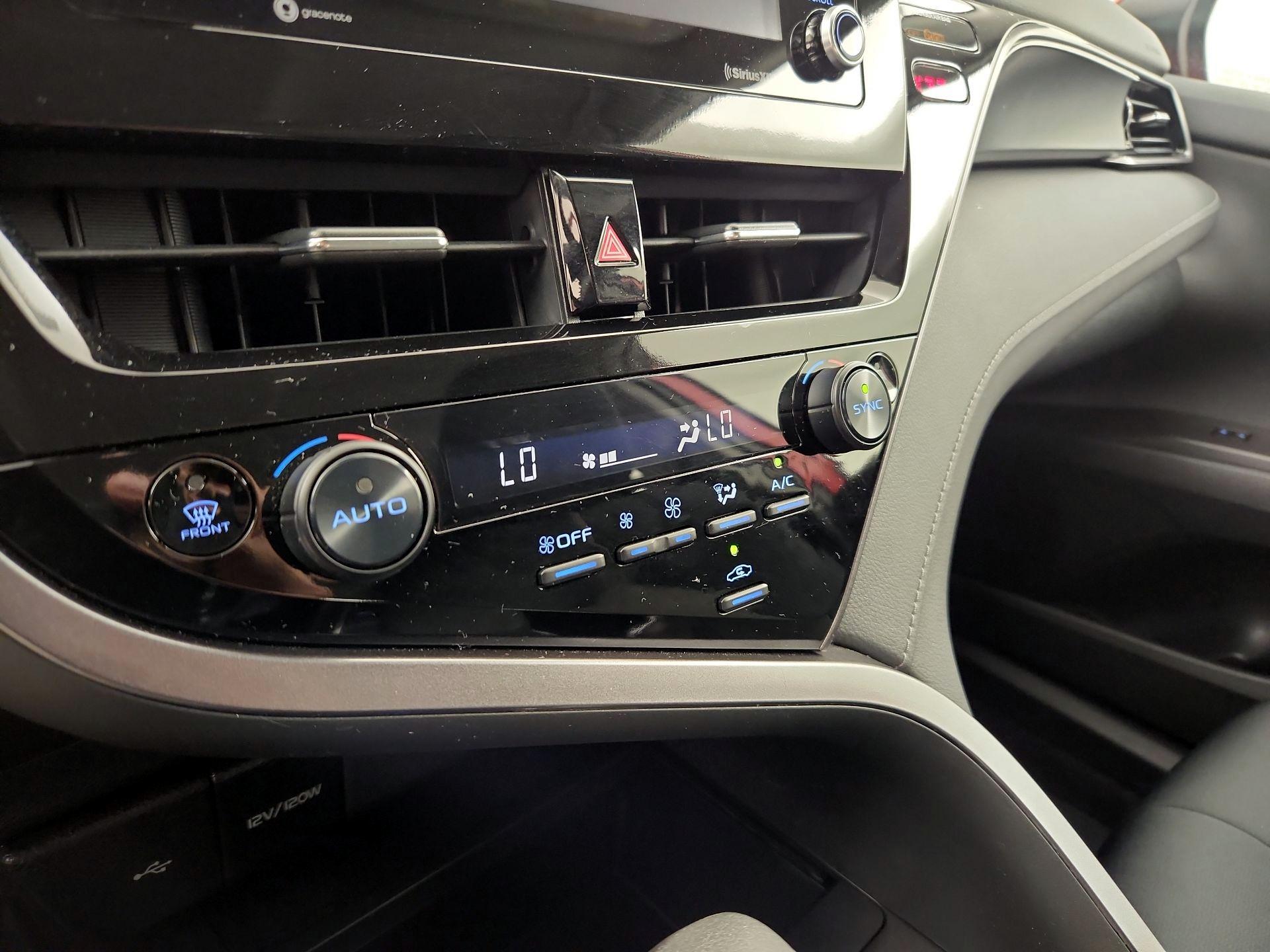 Thumbnail: 2024 Toyota Camry - 16