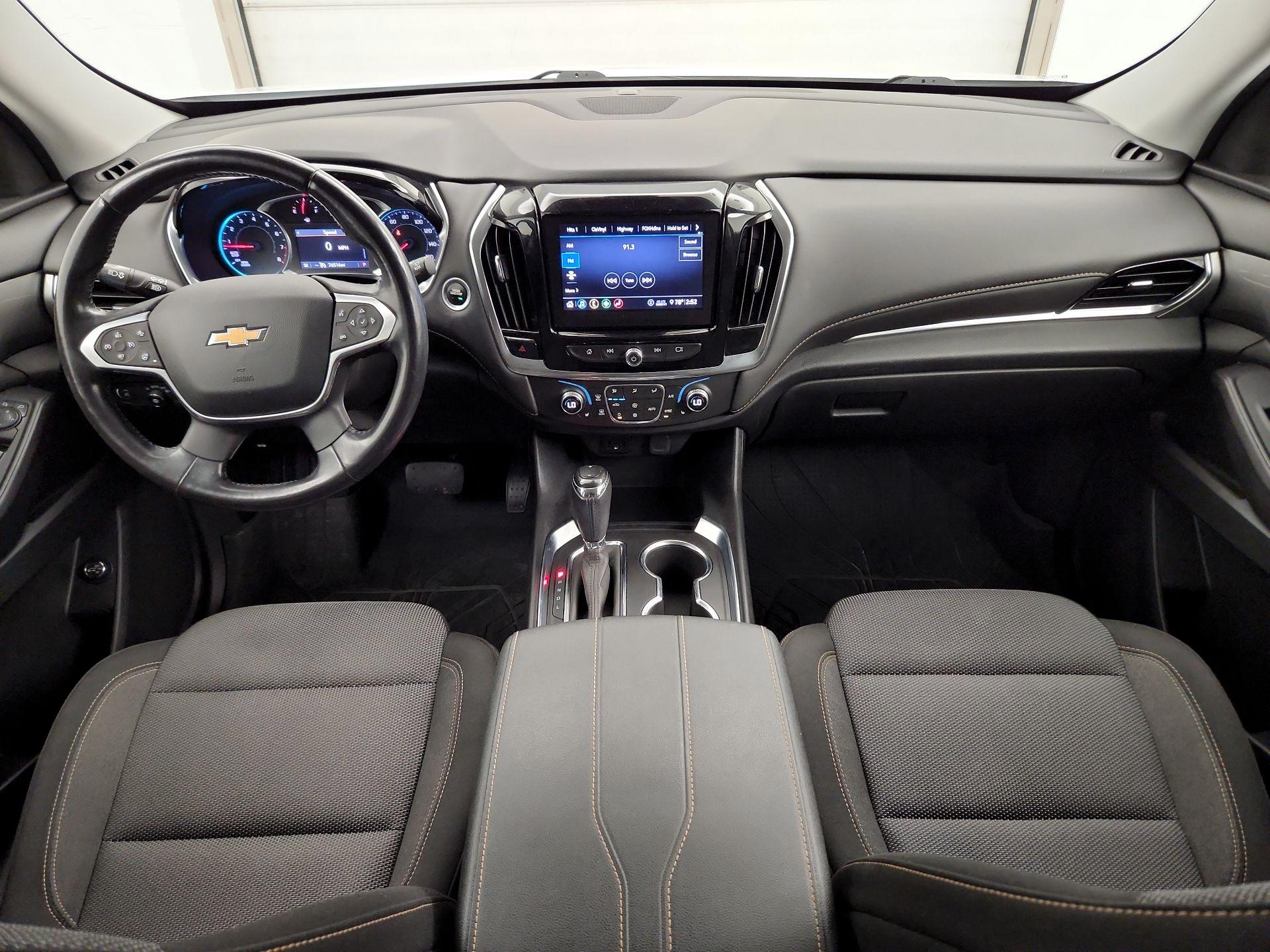 Thumbnail: 2020 Chevrolet Traverse - 9