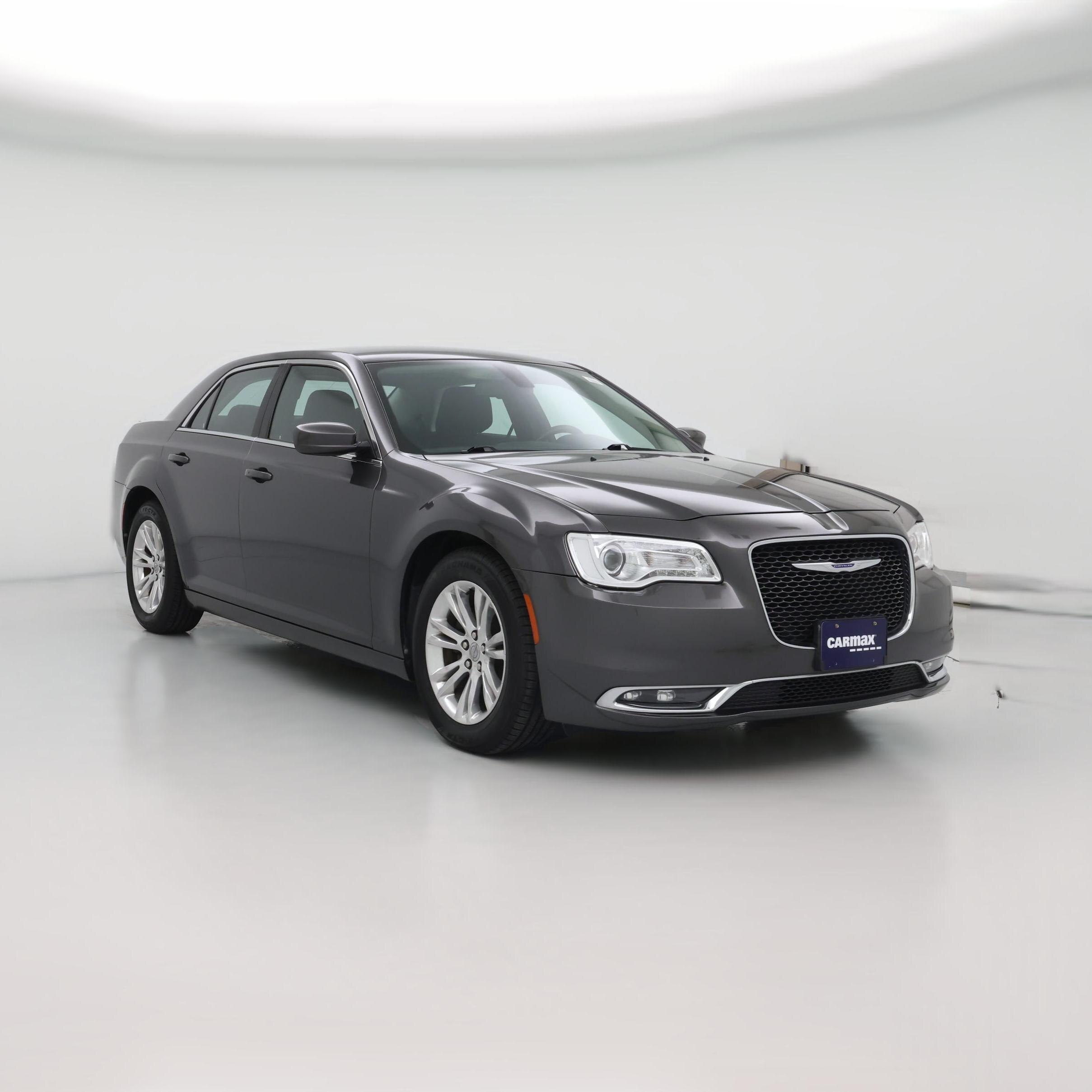 Thumbnail: 2019 Chrysler 300 - 1