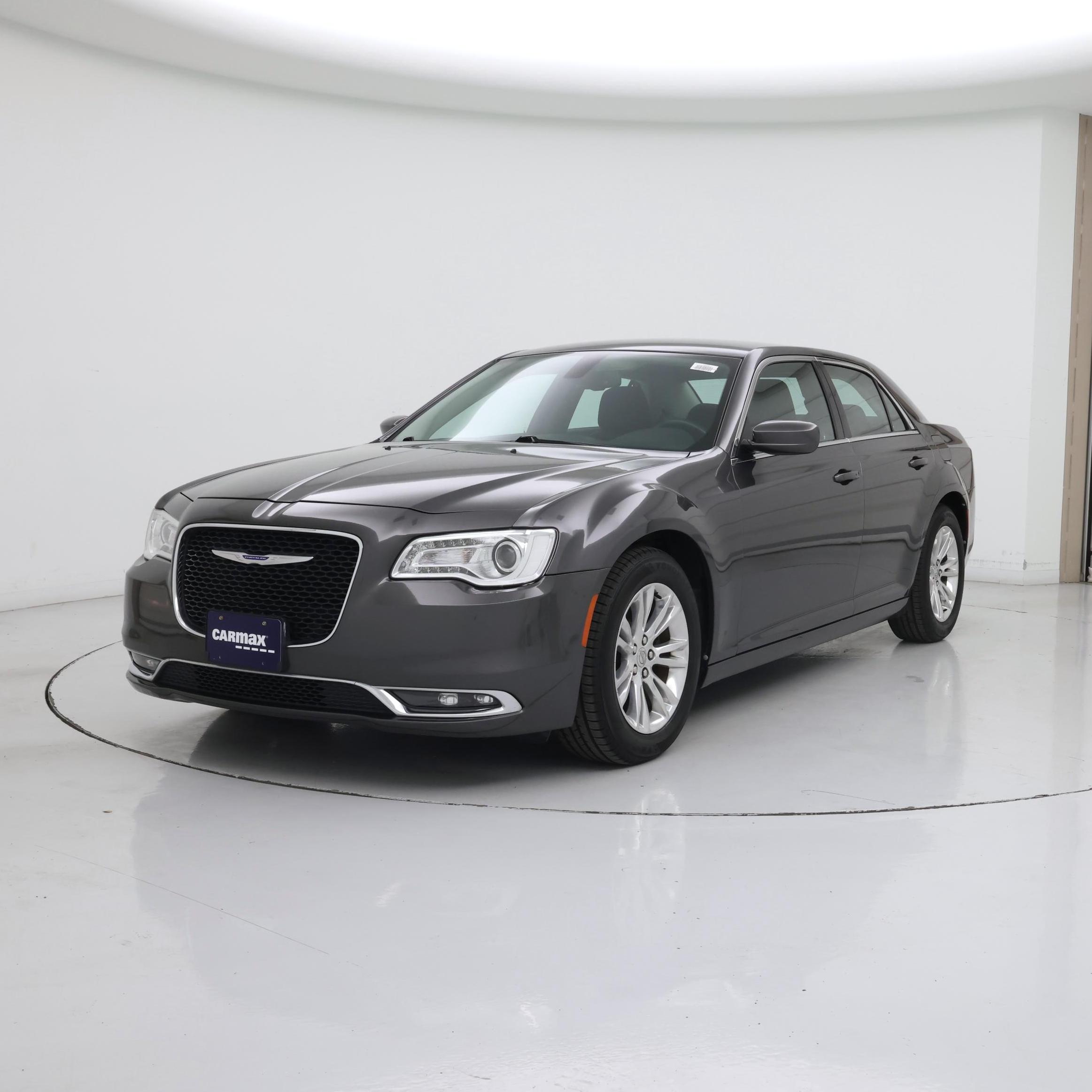 Thumbnail: 2019 Chrysler 300 - 4