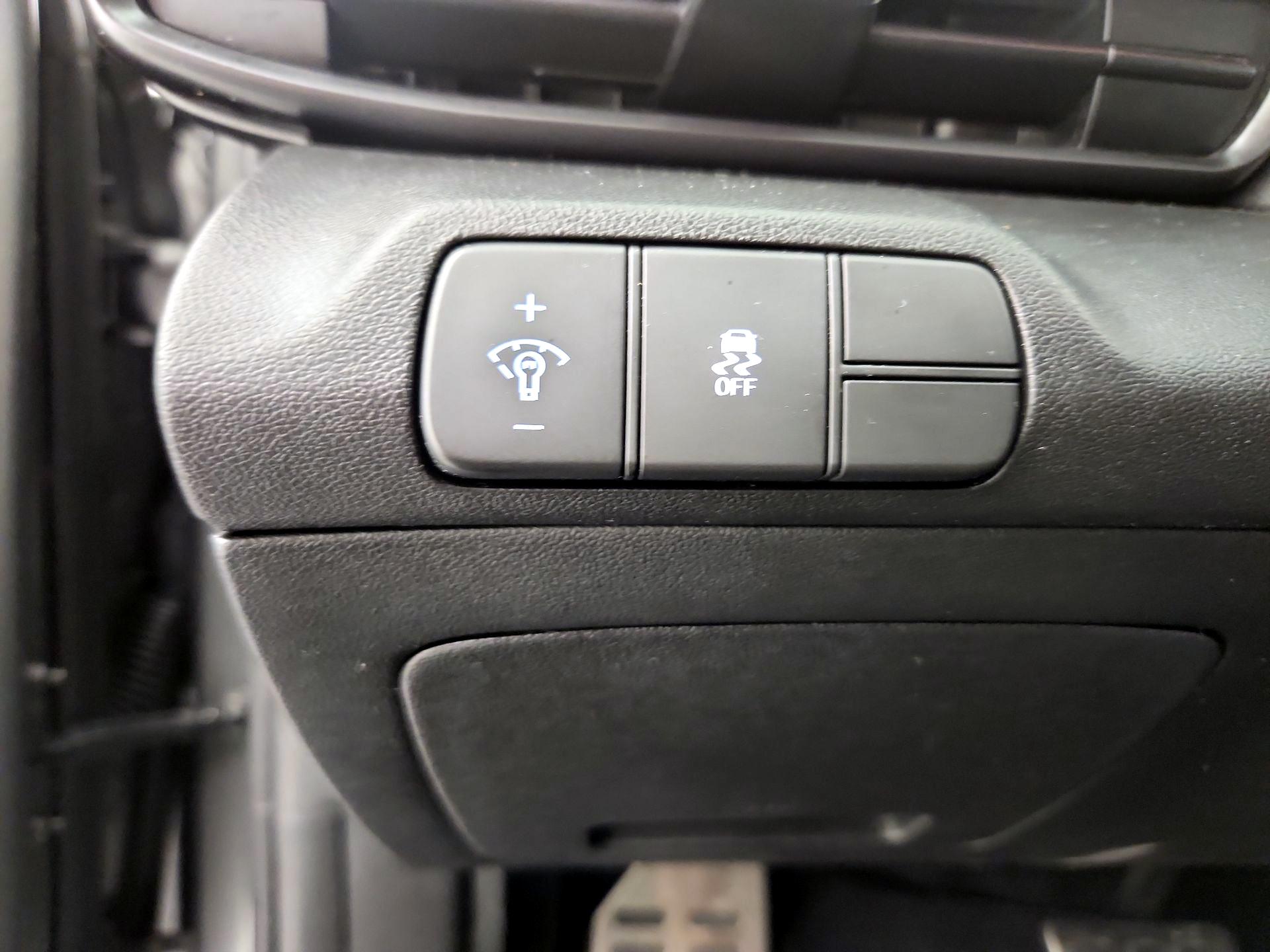 Thumbnail: 2025 Hyundai Elantra - 13