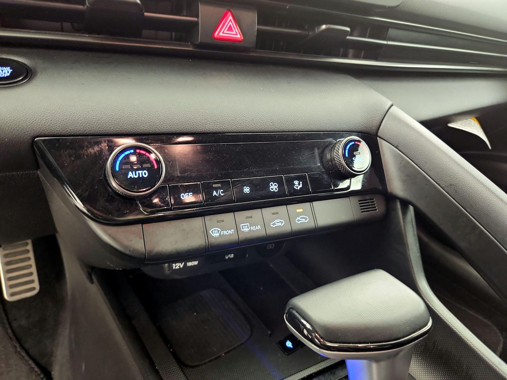 Thumbnail: 2025 Hyundai Elantra - 16