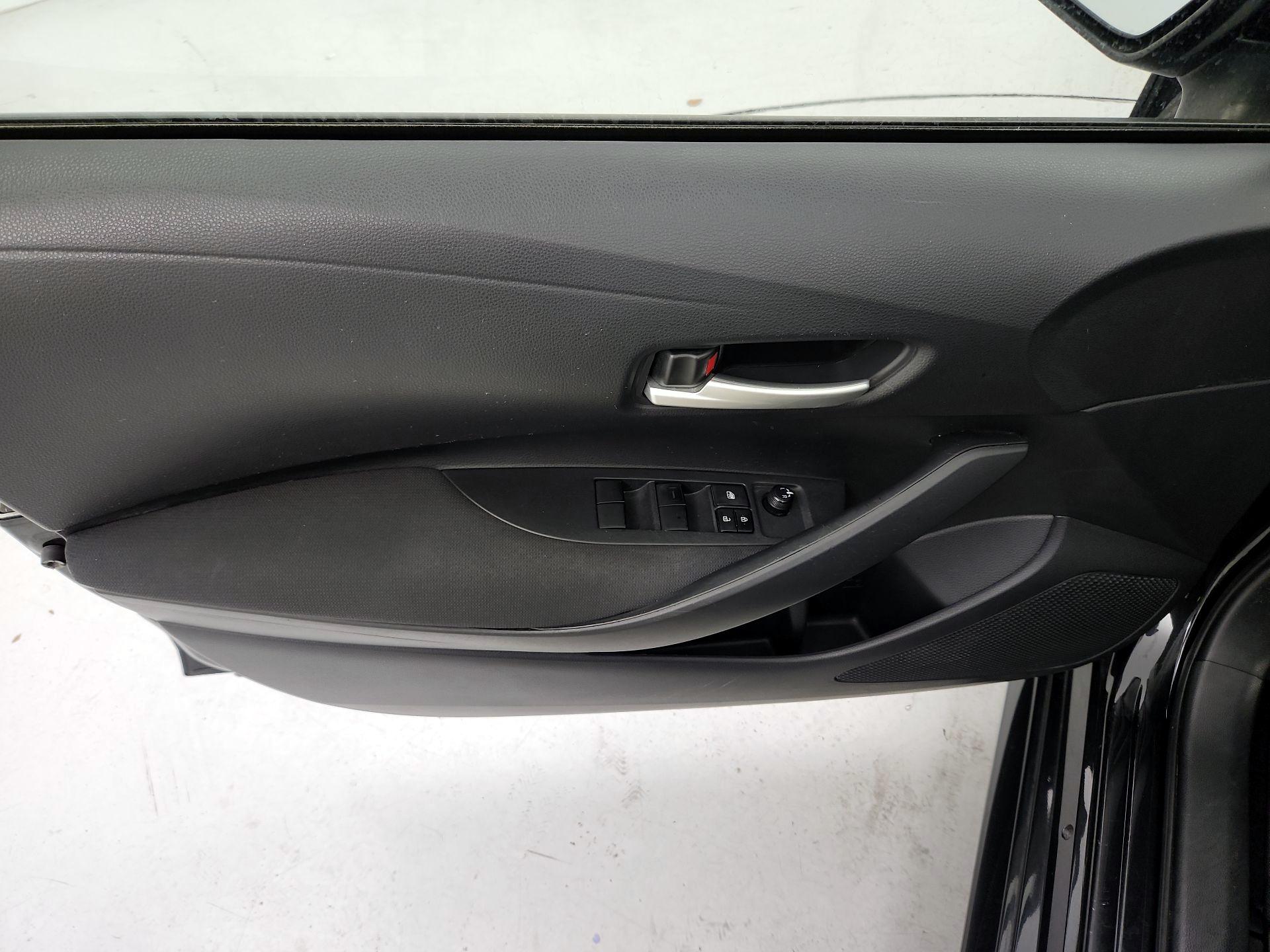 Thumbnail: 2020 Toyota Corolla - 12