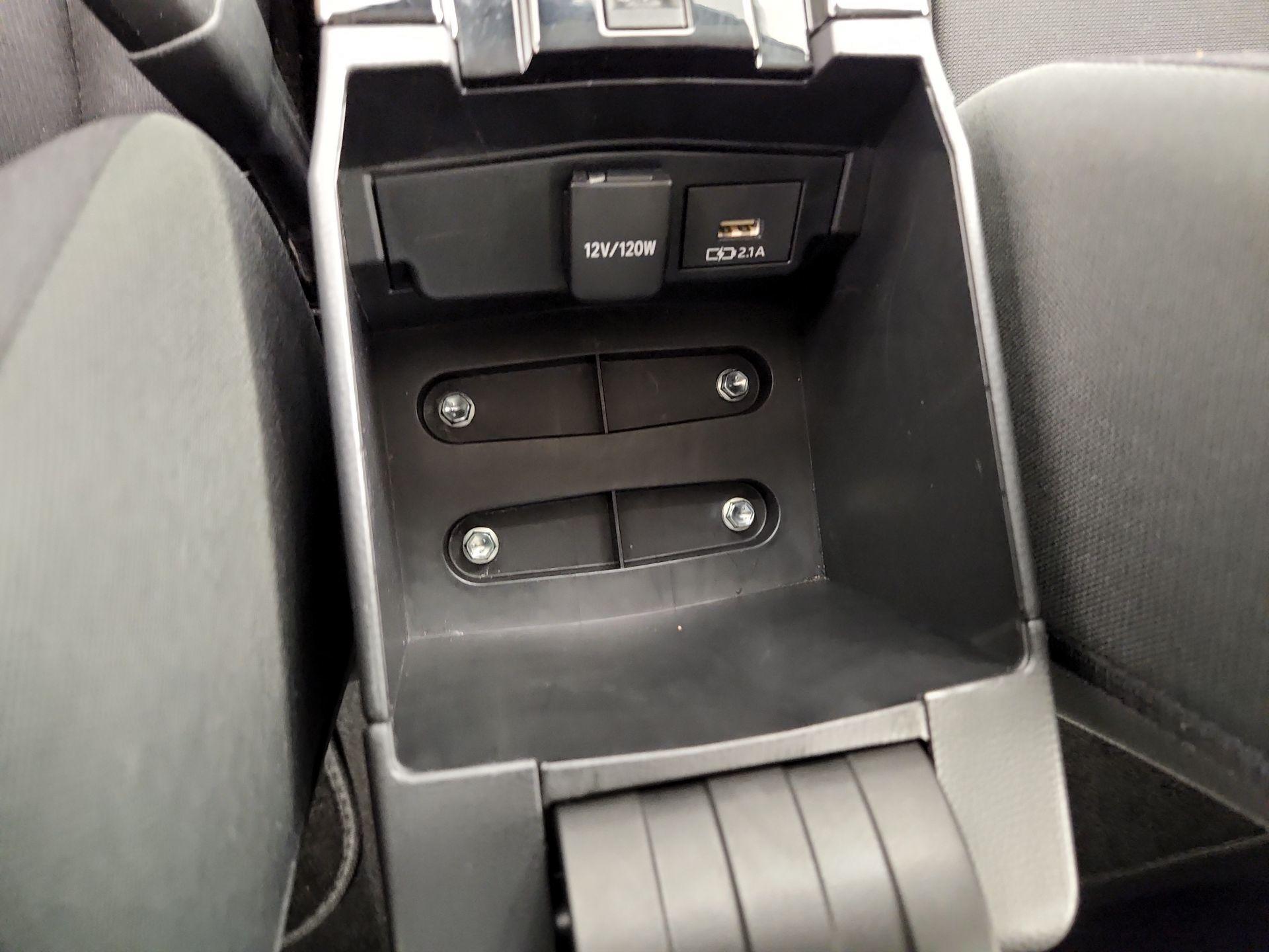 Thumbnail: 2020 Toyota Corolla - 18