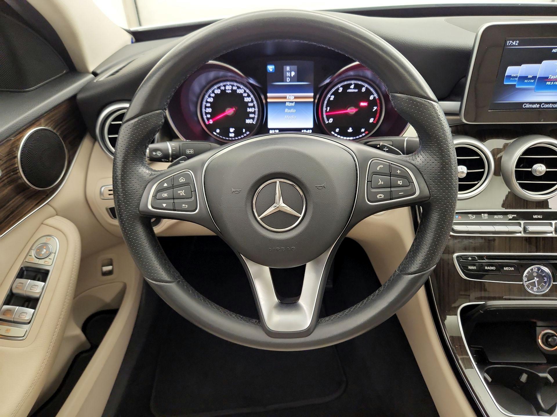 Thumbnail: 2018 Mercedes-Benz C-Class - 10