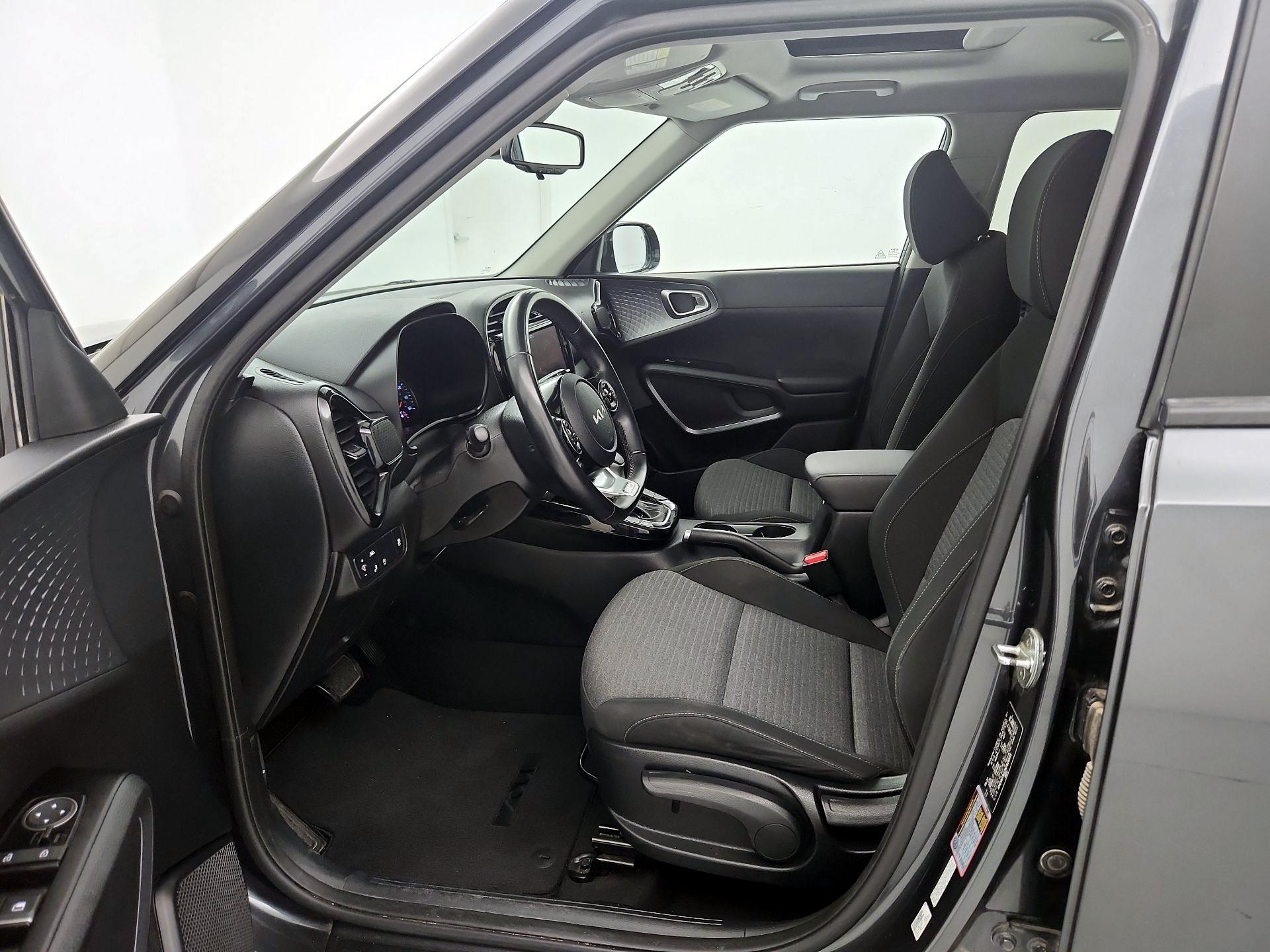 Thumbnail: 2022 Kia Soul - 11