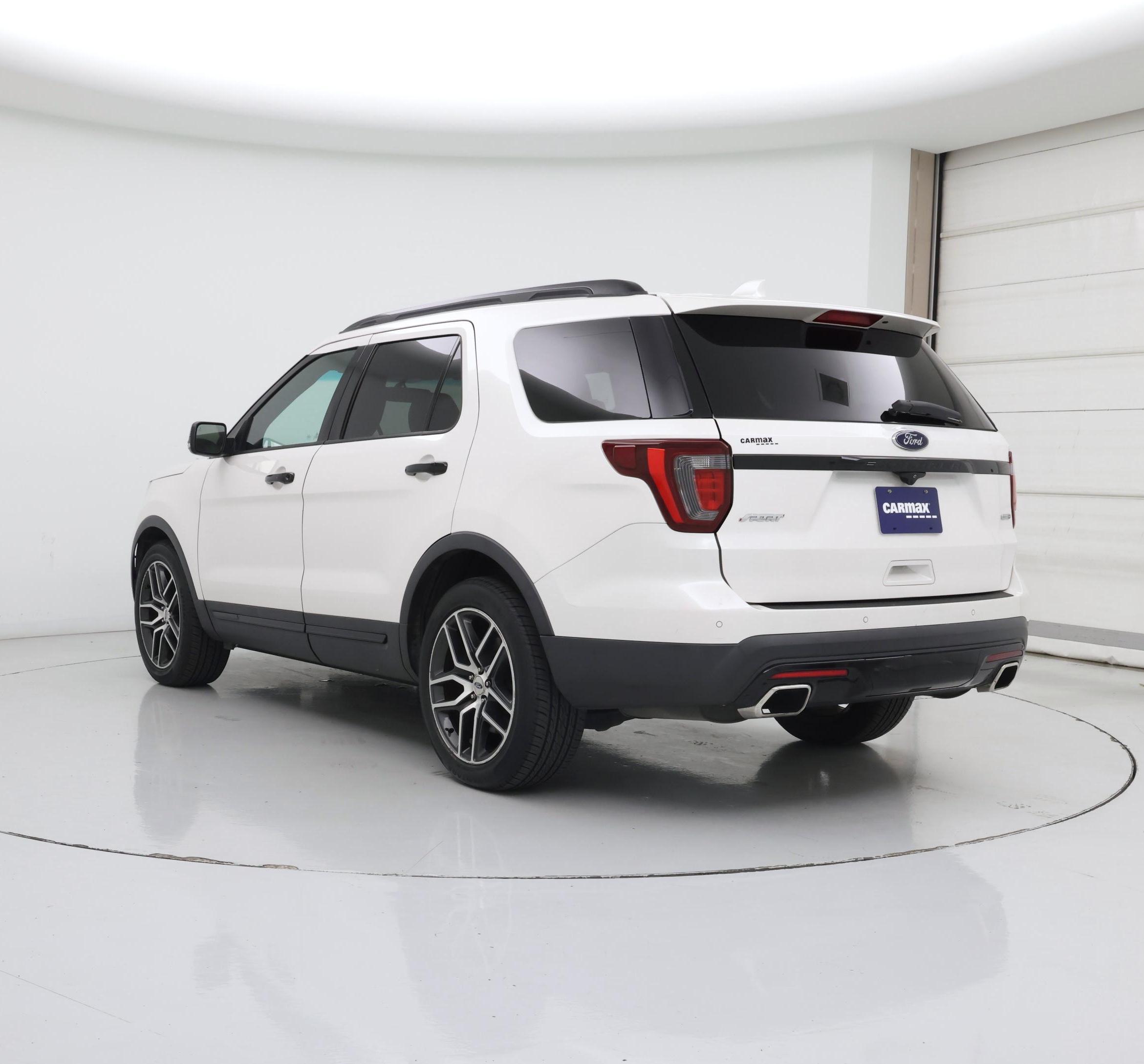 Thumbnail: 2017 Ford Explorer - 2